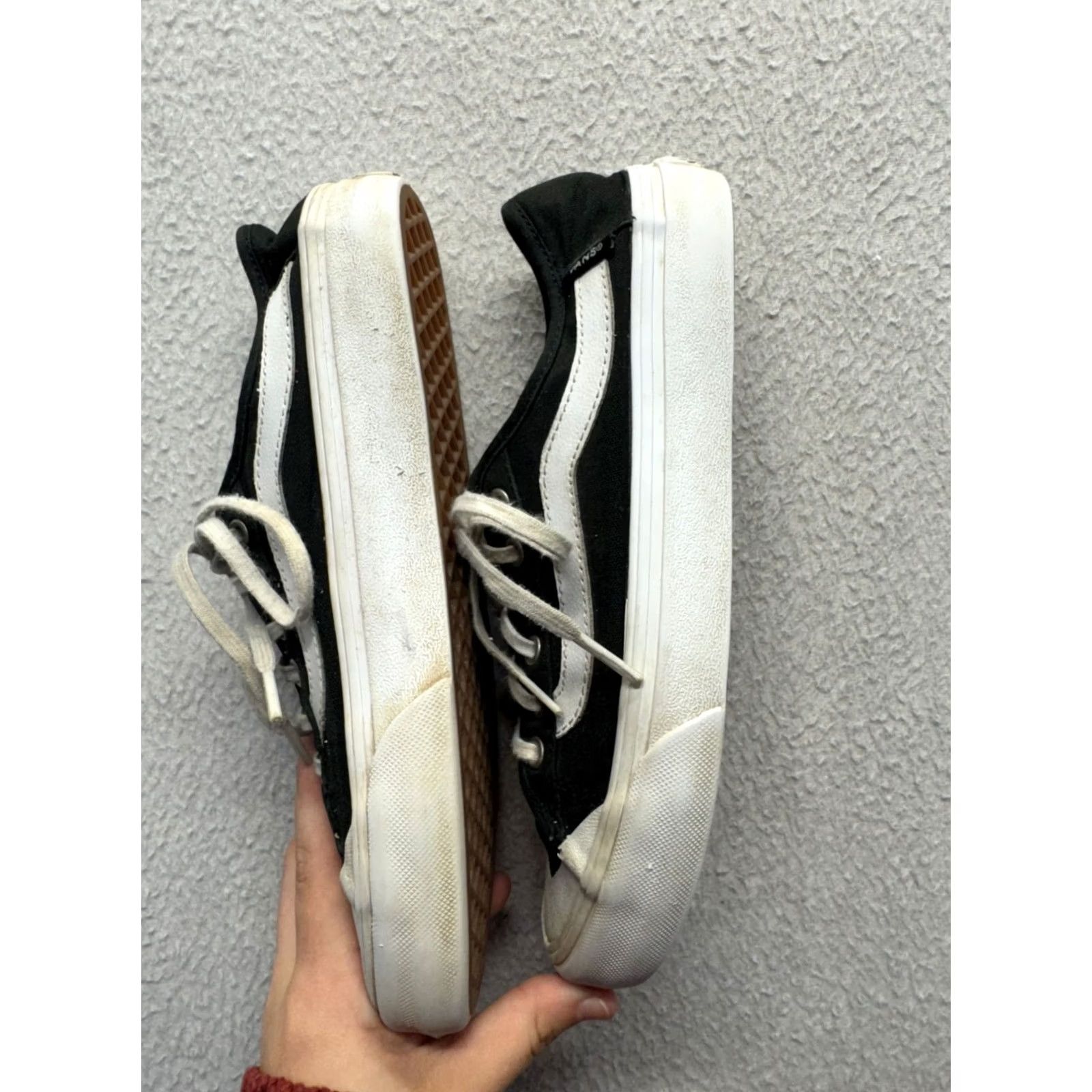 Vans VINTAGE Vans Old Skool Black & White Canvas Sneakers Size 7.5 Skater Womens Size US 8 / EU 41 - 6 Thumbnail
