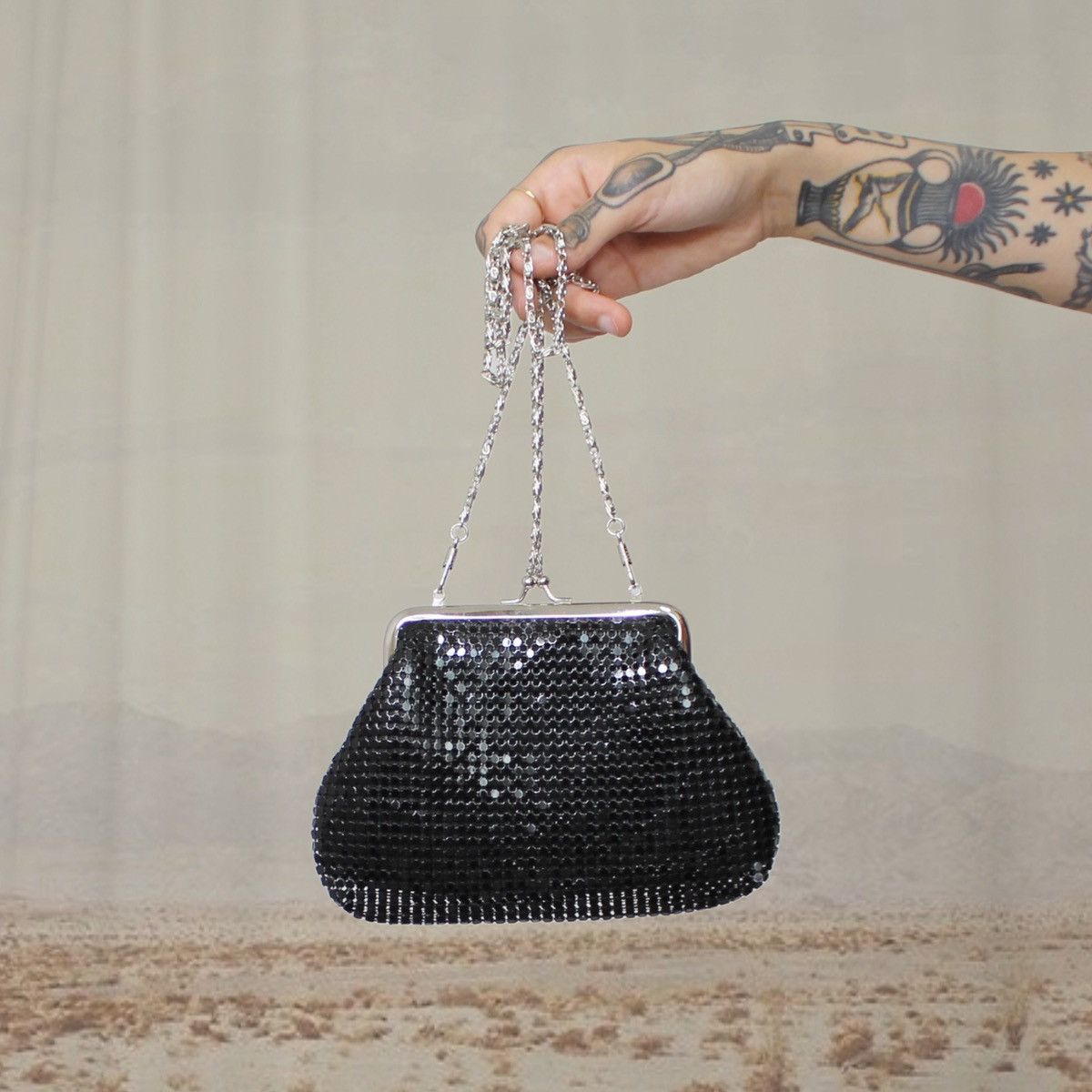 Vintage 🎱BLACK MINI BAG🎱 Size ONE SIZE - 2 Thumbnail