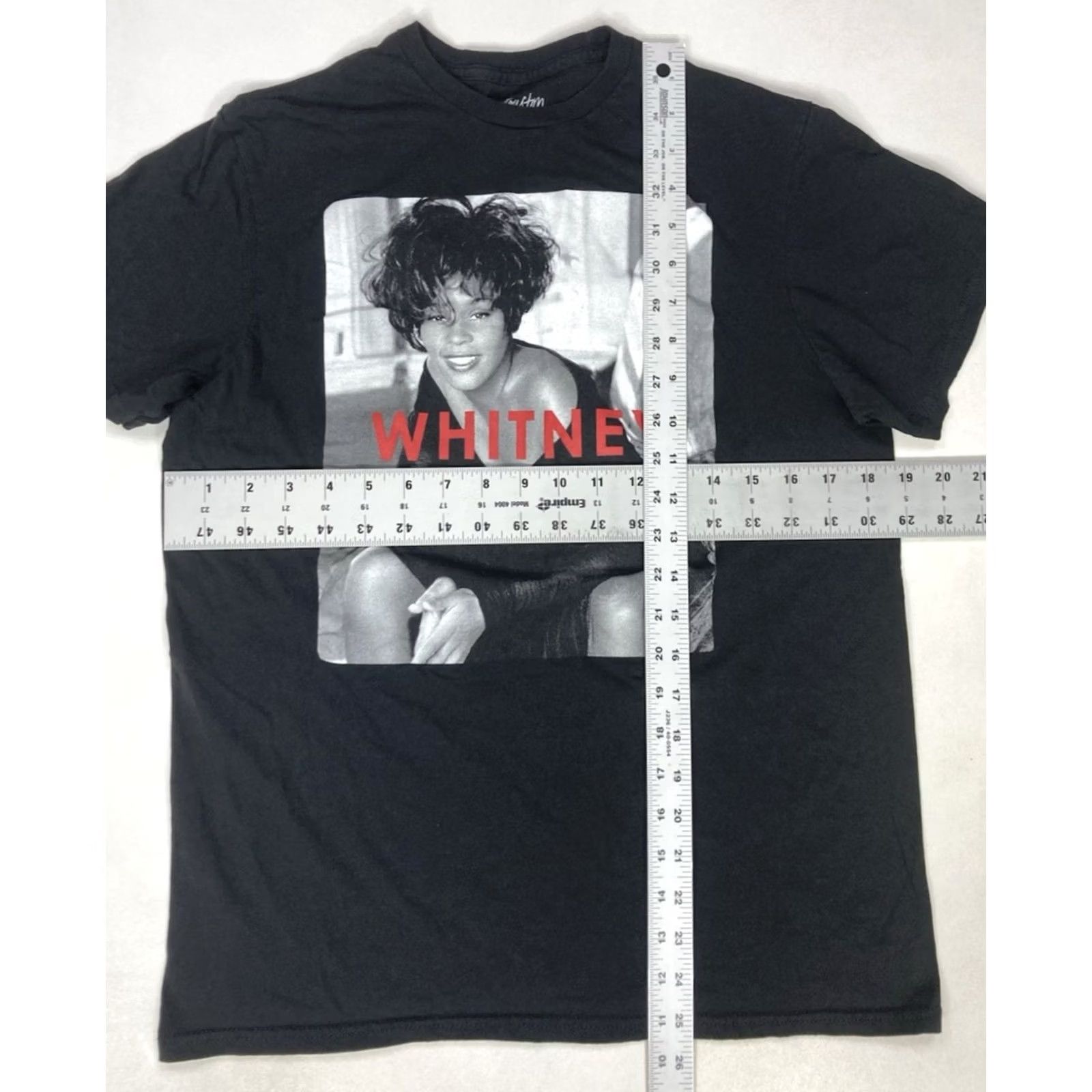 Vintage Whitney Houston Graphic T-shirt Women Medium Black Short Sleeve Music Shirt Size M / US 6-8 / IT 42-44 - 5 Thumbnail