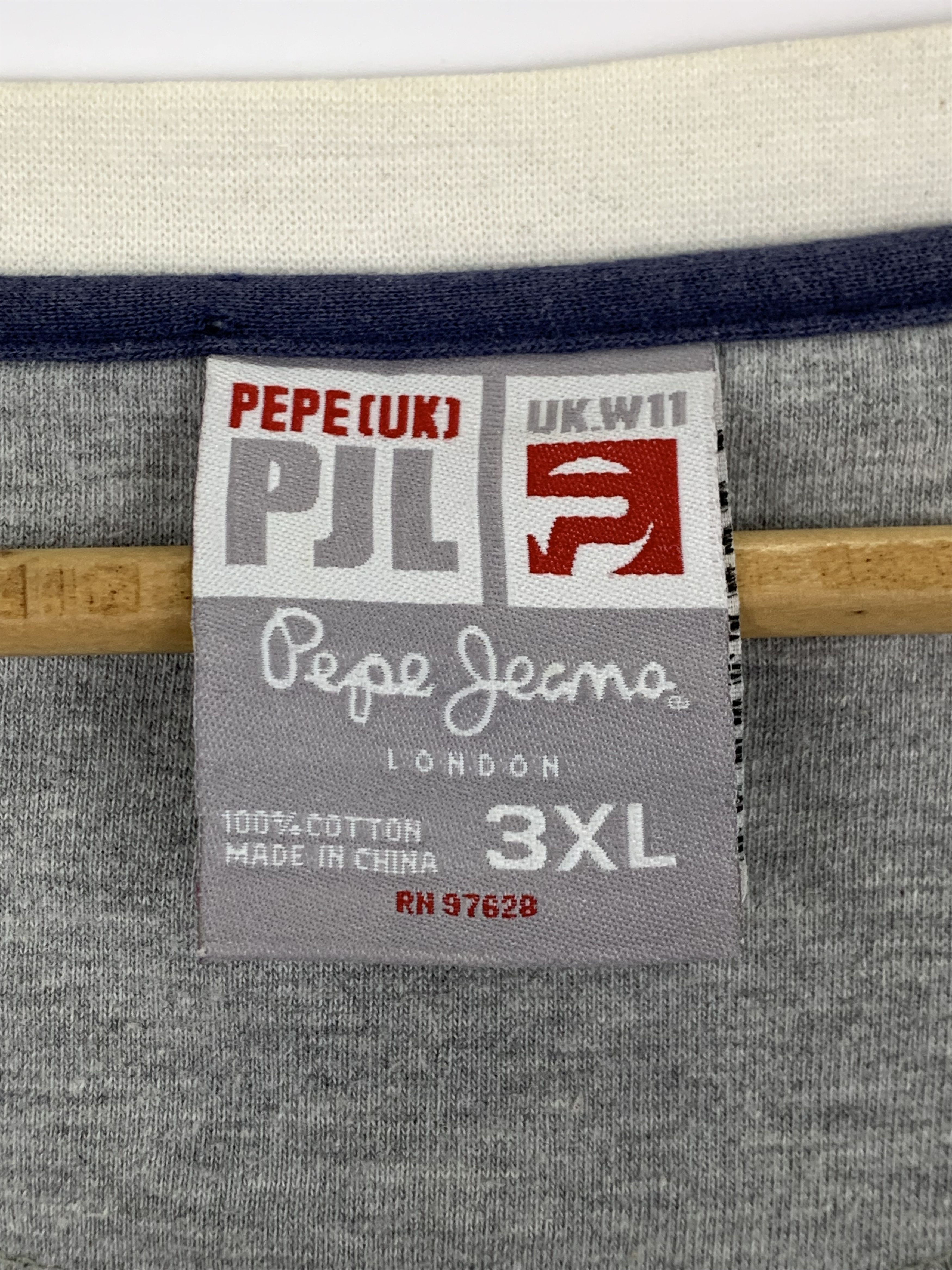 Pepe Jeans Vintage Pepe Jeans London Oversize Tee TA0031 Size US XXL / EU 58 / 5 - 7 Thumbnail