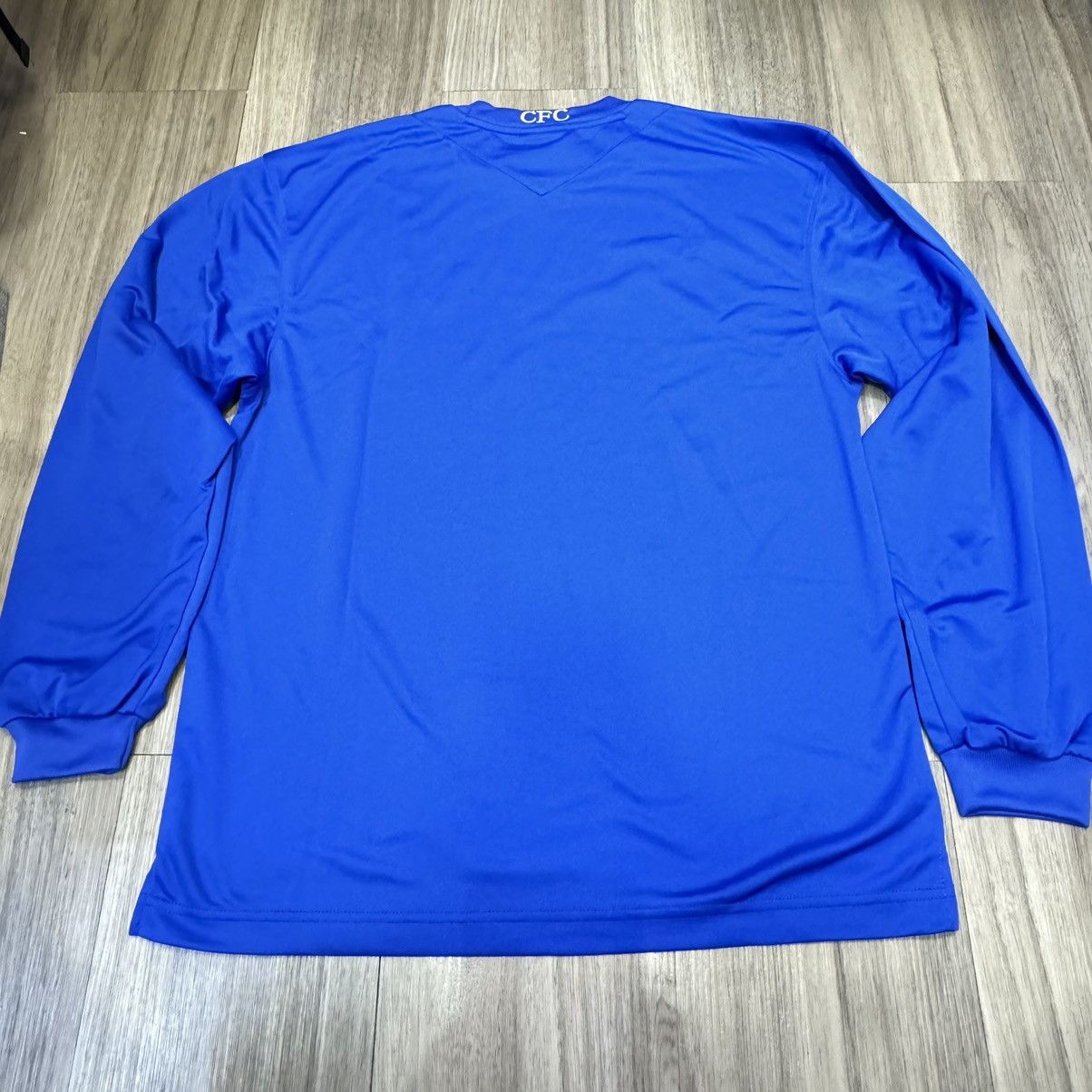 Umbro Chelsea 2000s training sweater (bnwt) Size US M / EU 48-50 / 2 - 2 Thumbnail