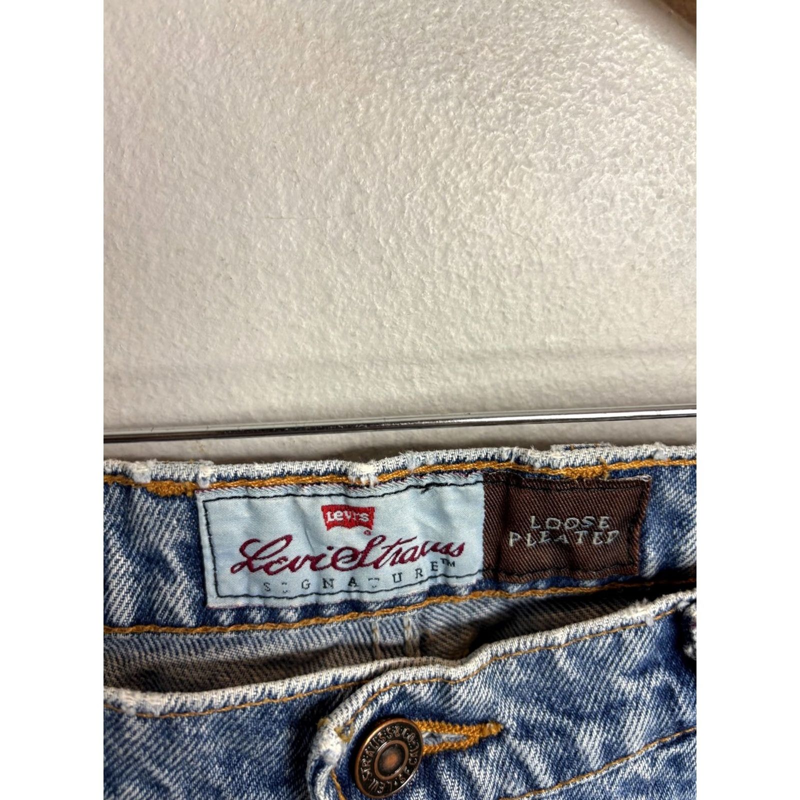 Levi's Levi's 546 Vintage Loose Pleated Jeans USA 4733 35x29 Regular Mens Blue Denim Cotton Jeans USA 8/10 Size US 35 - 6 Thumbnail