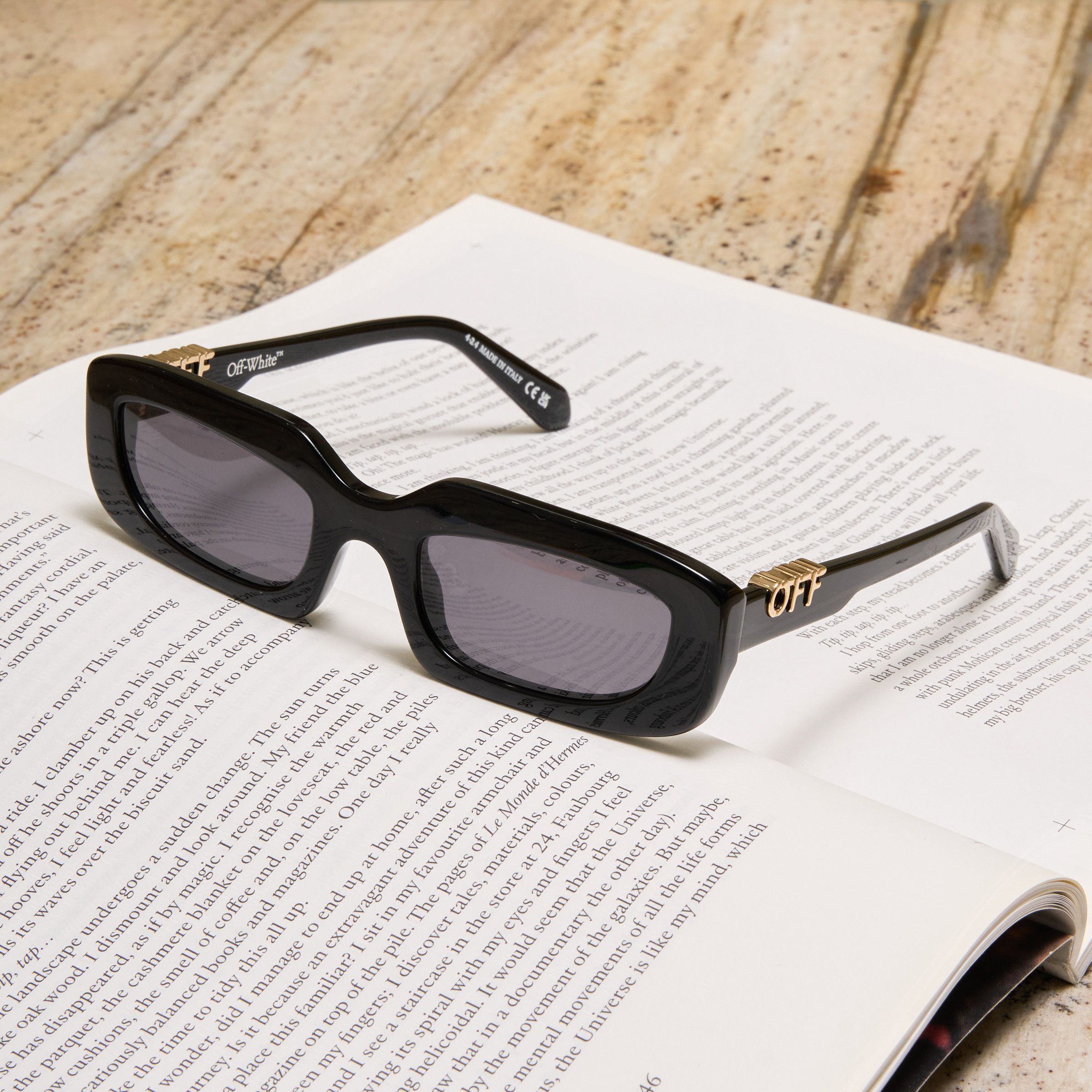 OFF WHITE RENTON SUNGLASSES