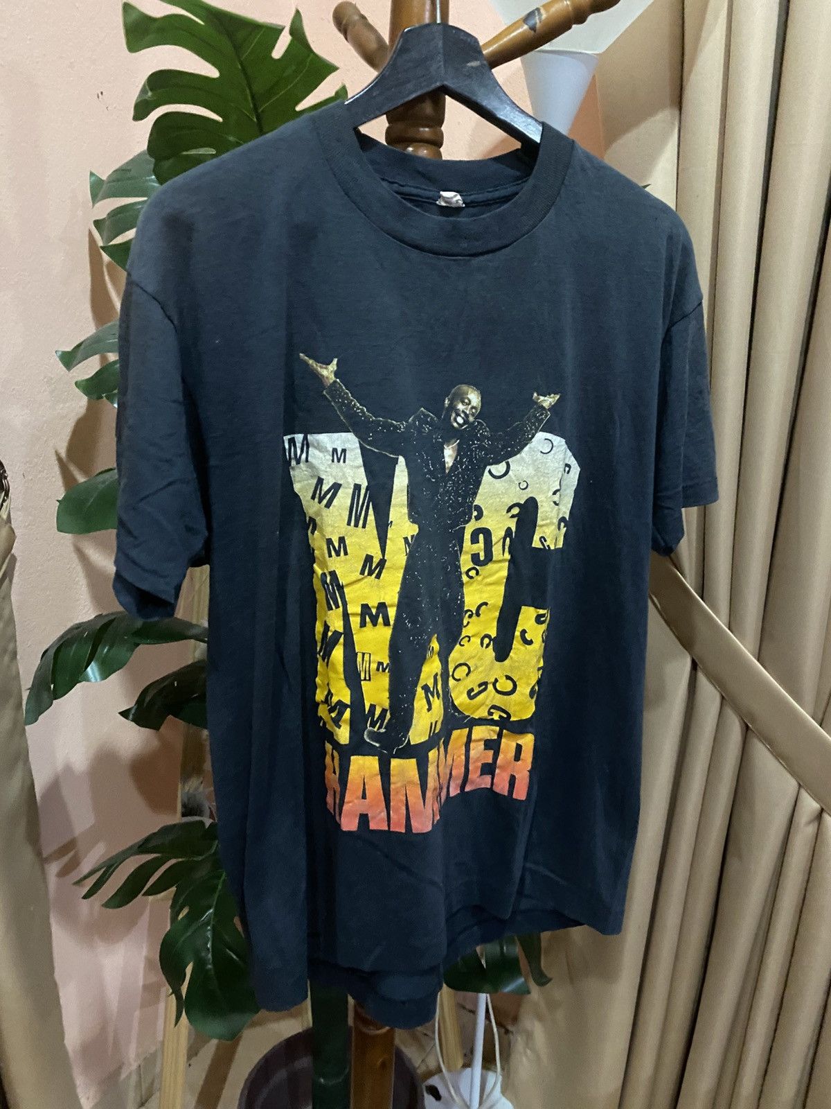 Rap Tees Vintage MC Hammer Proper! Graphic Tour T-Shirt 1990s Hip-Hop Size US M / EU 48-50 / 2 - 3 Thumbnail