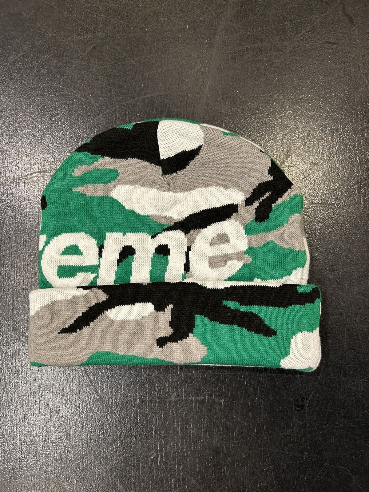 Supreme Supreme Camo Logo Beanie Size ONE SIZE - 2 Thumbnail