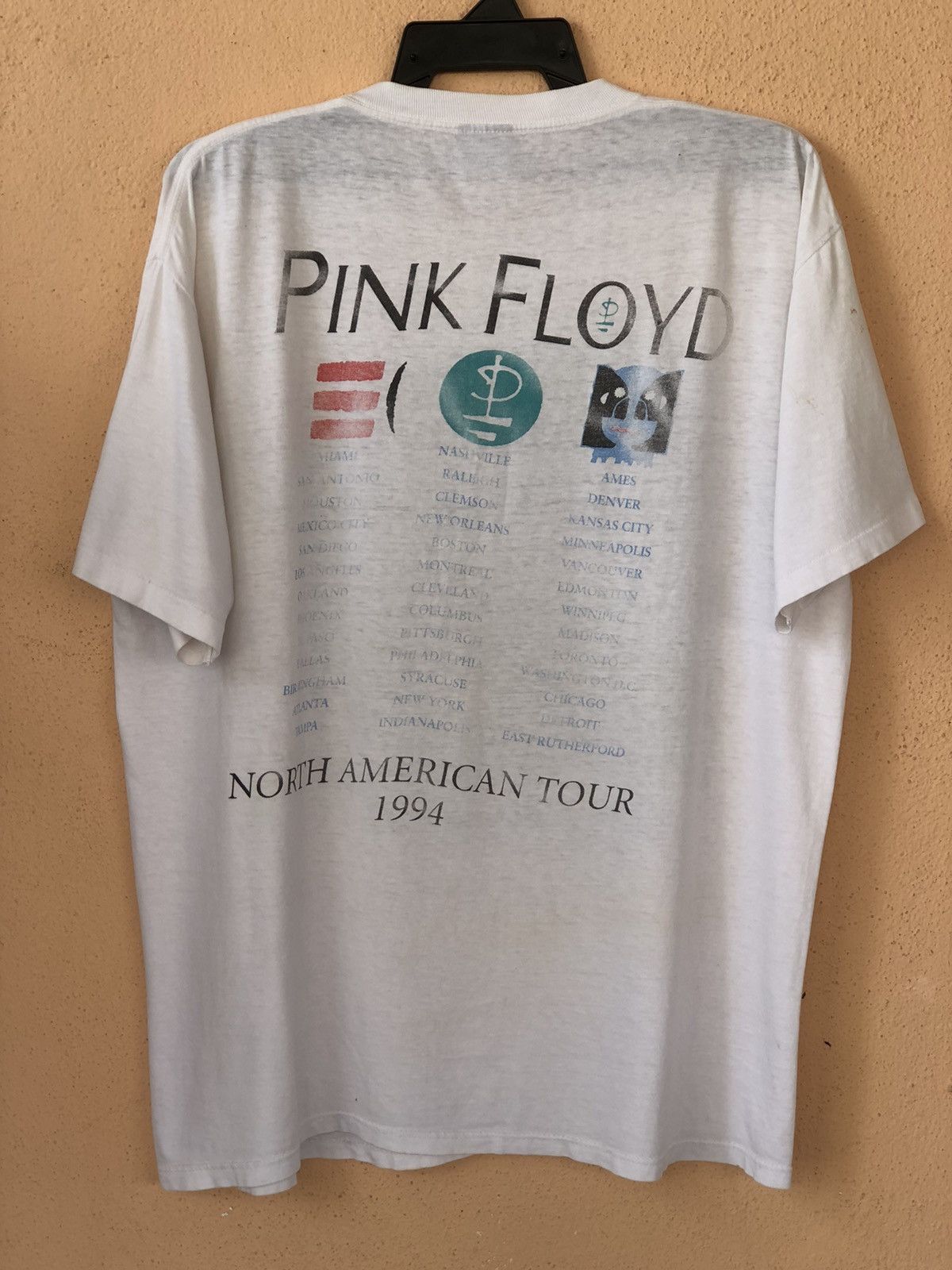 Vintage 90s PINK FLOYD Division Bell Tour Tee