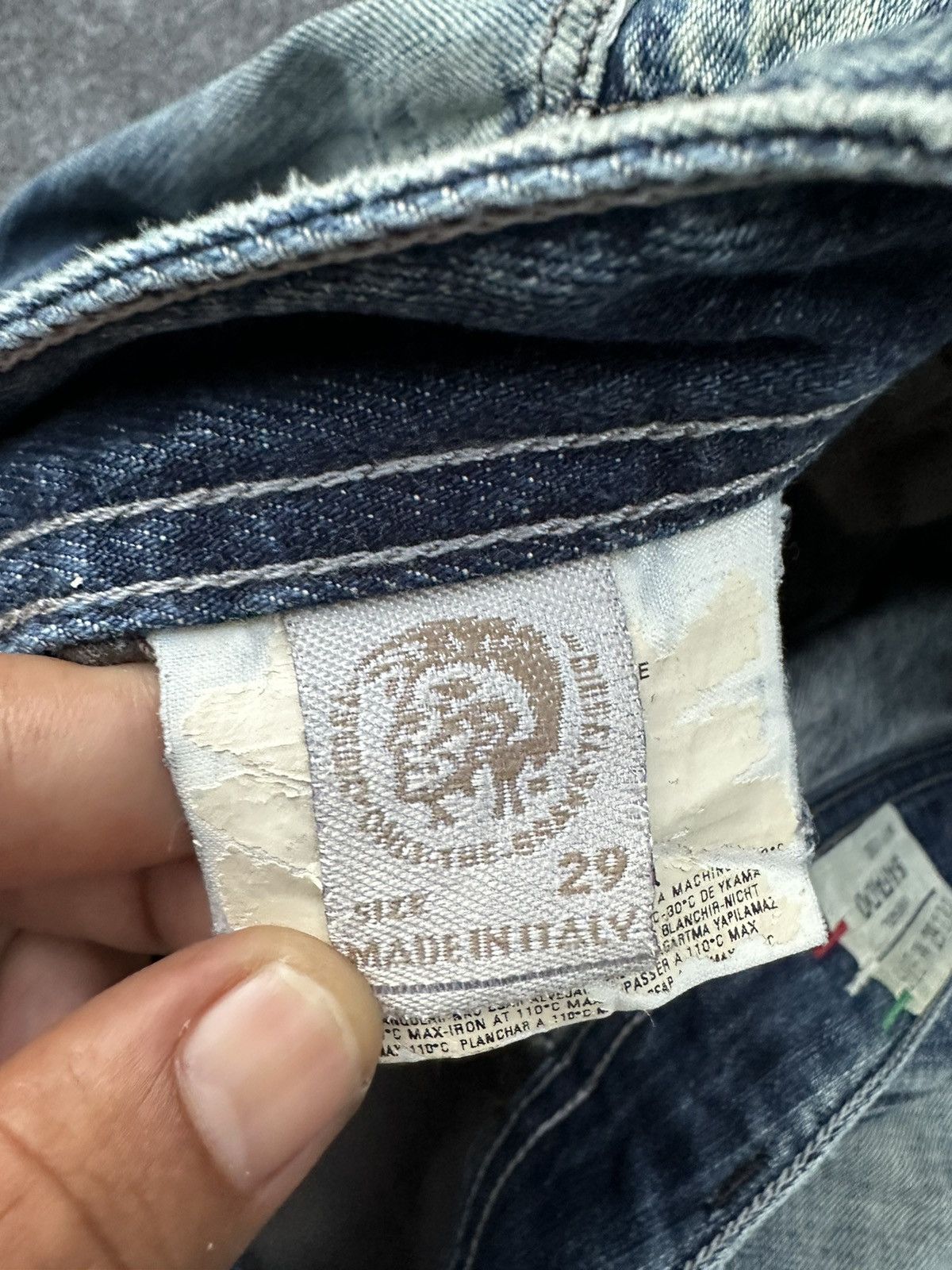 Diesel Vintage Diesel Italy Safado Distressed Denim 29x30 D6 Size US 29 - 19 Thumbnail