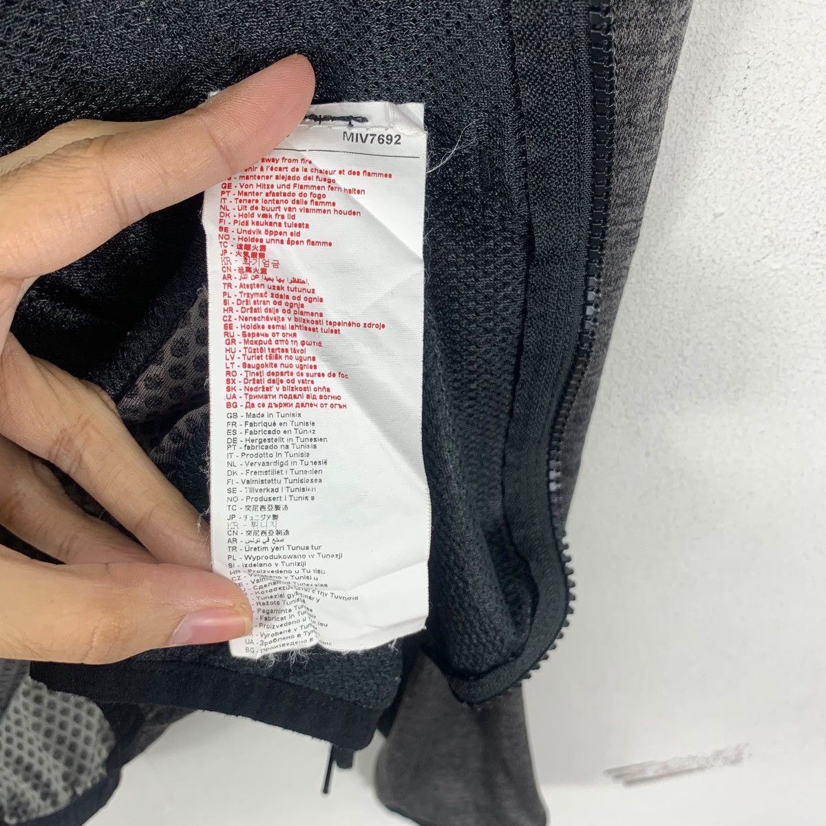 Vintage Vintage MILLET MOUNTAIN FRANCE Tokyo Store Edition Jacket Size S / US 4 / IT 40 - 14 Thumbnail