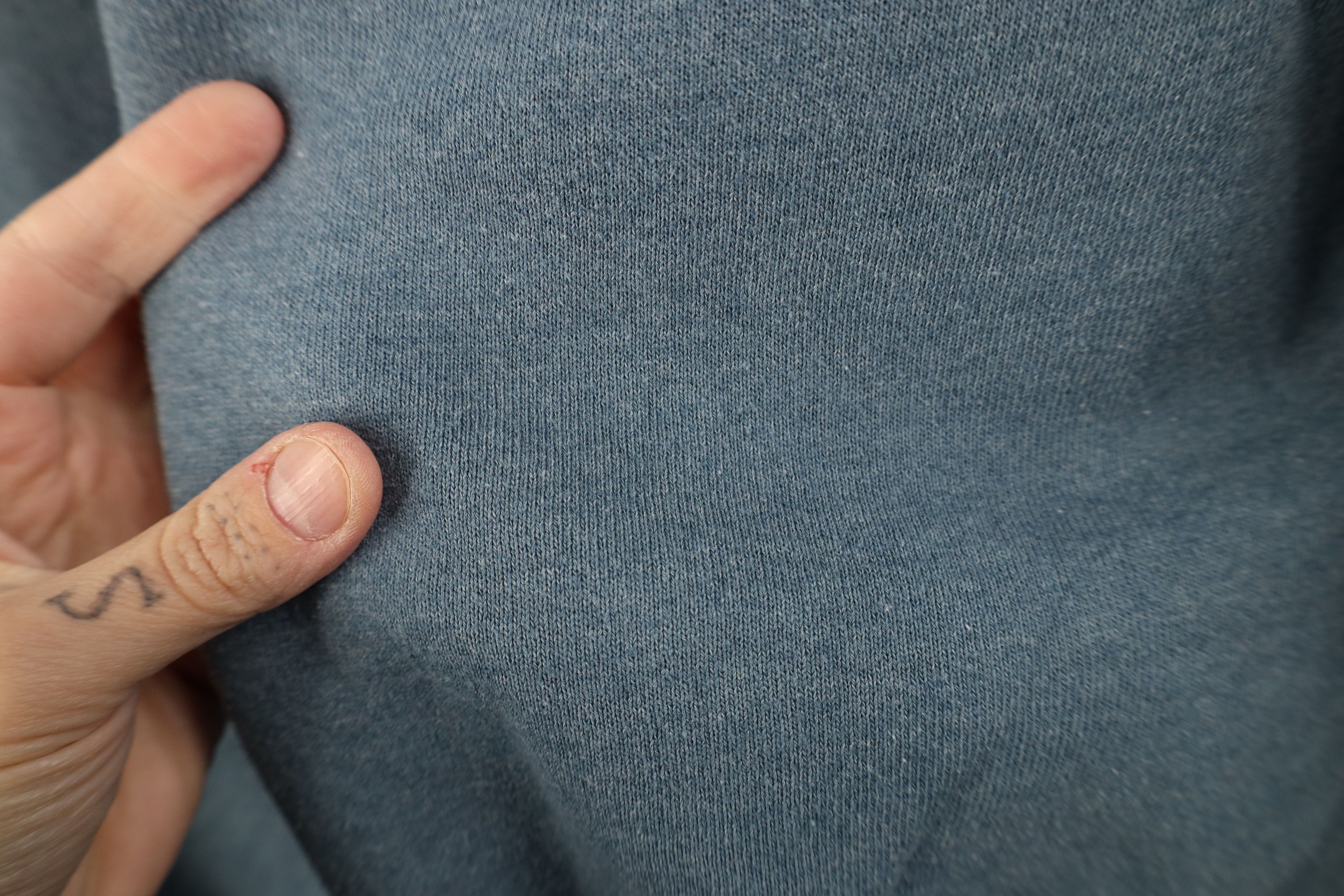 Vintage Vintage 90s Streetwear Heavyweight Crewneck Sweatshirt Blue Size US XL / EU 56 / 4 - 5 Thumbnail