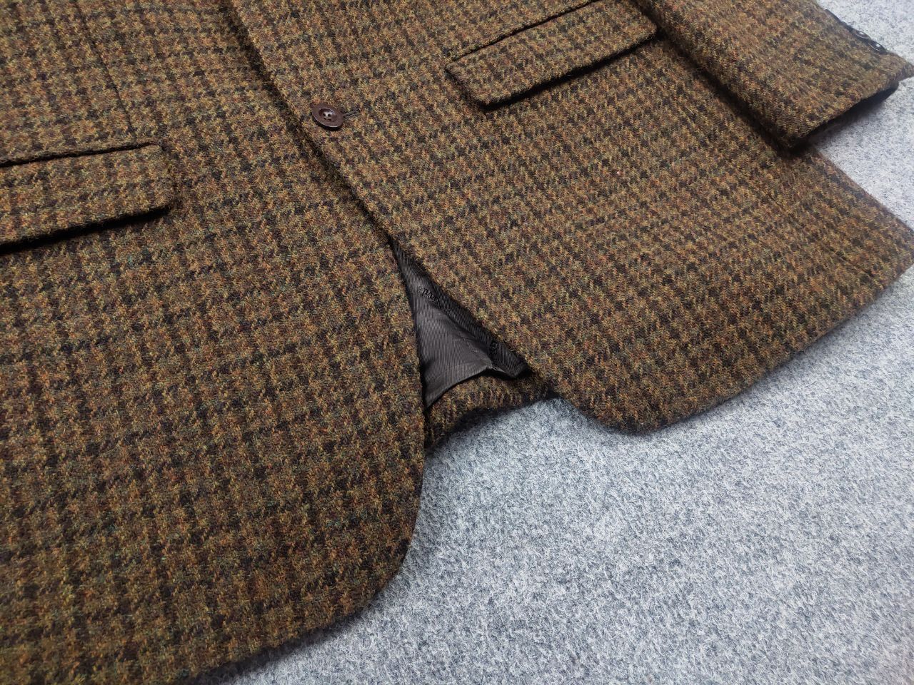 Harris Tweed Vintage 90's Harris Tweed Dark Check Wool Blazer Jacket Size US L / EU 52-54 / 3 - 6 Thumbnail