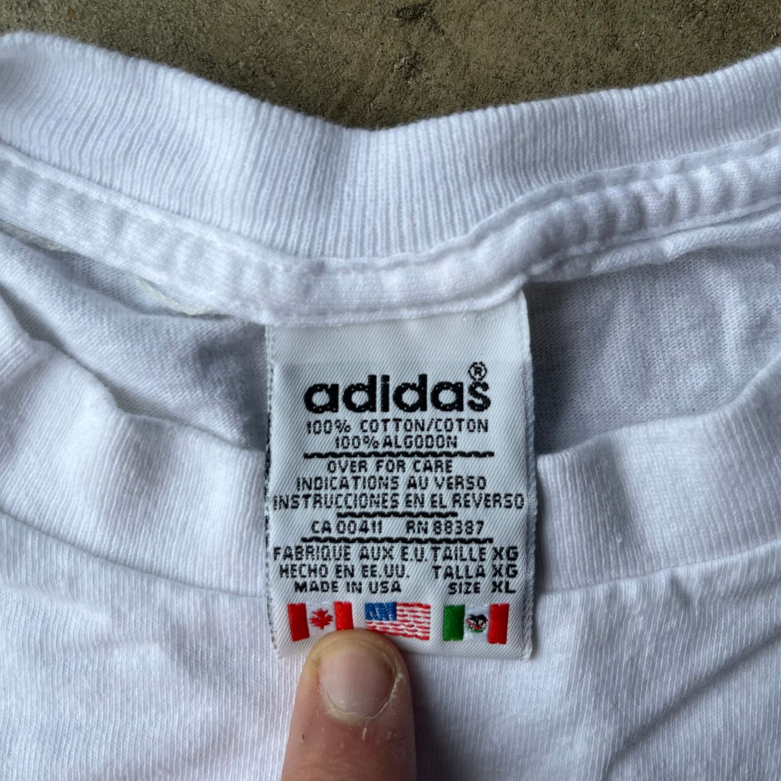 Vintage VINTAGE PHIL KNIGHT ADIDAS QUOTE SHIRT 90S XL WHITE Size US XL / EU 56 / 4 - 4 Thumbnail