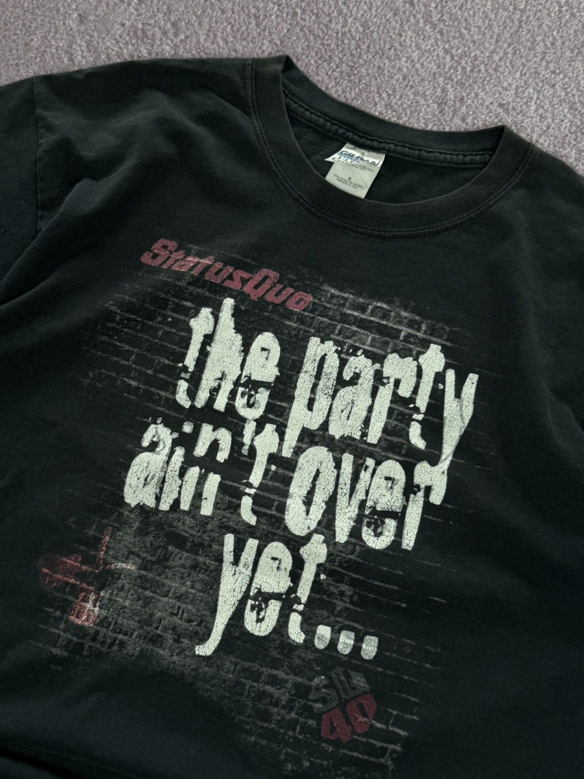 Band Tees Vintage Status Quo Tour Band Retro Faded Rock T-Shirt Size US L / EU 52-54 / 3 - 6 Thumbnail