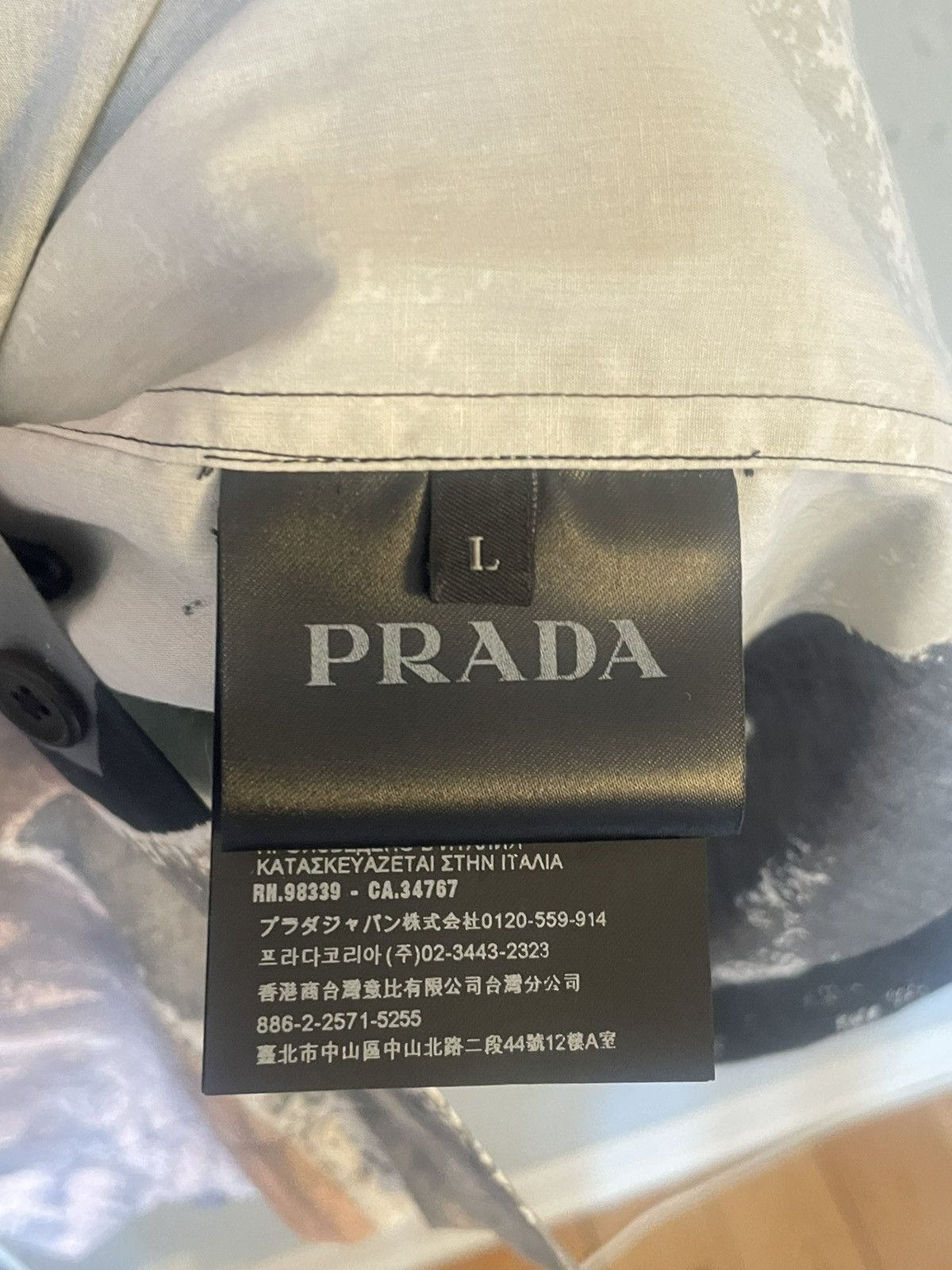 Prada Prada SS17 Wine Bottle Bowling Shirt Size US L / EU 52-54 / 3 - 6 Thumbnail