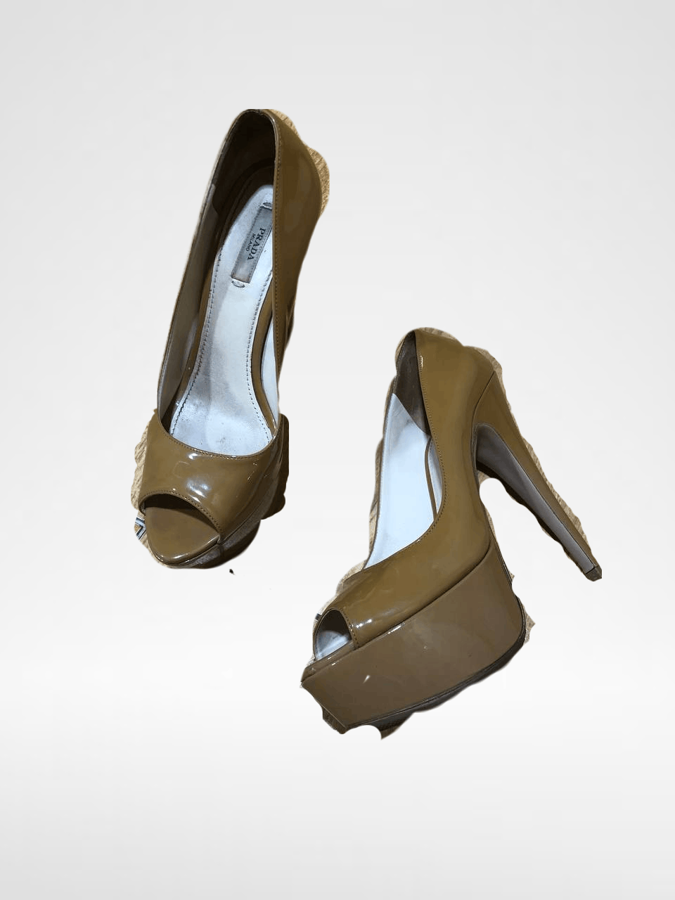 Prada Pumps Patent Leather Pointed Toe Heels