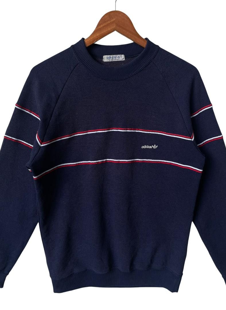 Adidas Vintage Adidas Embroided Logo Crewneck Sweatshirt Size US M / EU 48-50 / 2 - 3 Thumbnail