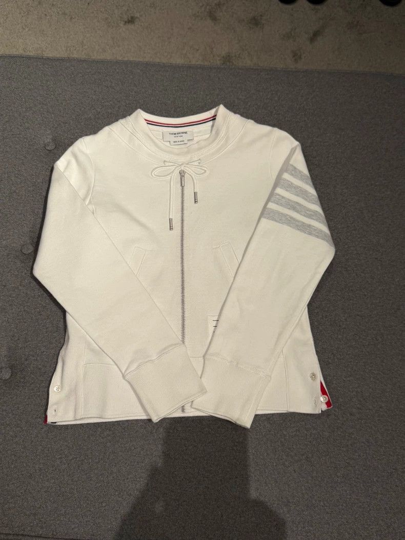 Thom Browne THOM BROWNE0White four-bar hoodie 2502-Nextarrow Size XS / US 0-2 / IT 36-38 - 3 Thumbnail