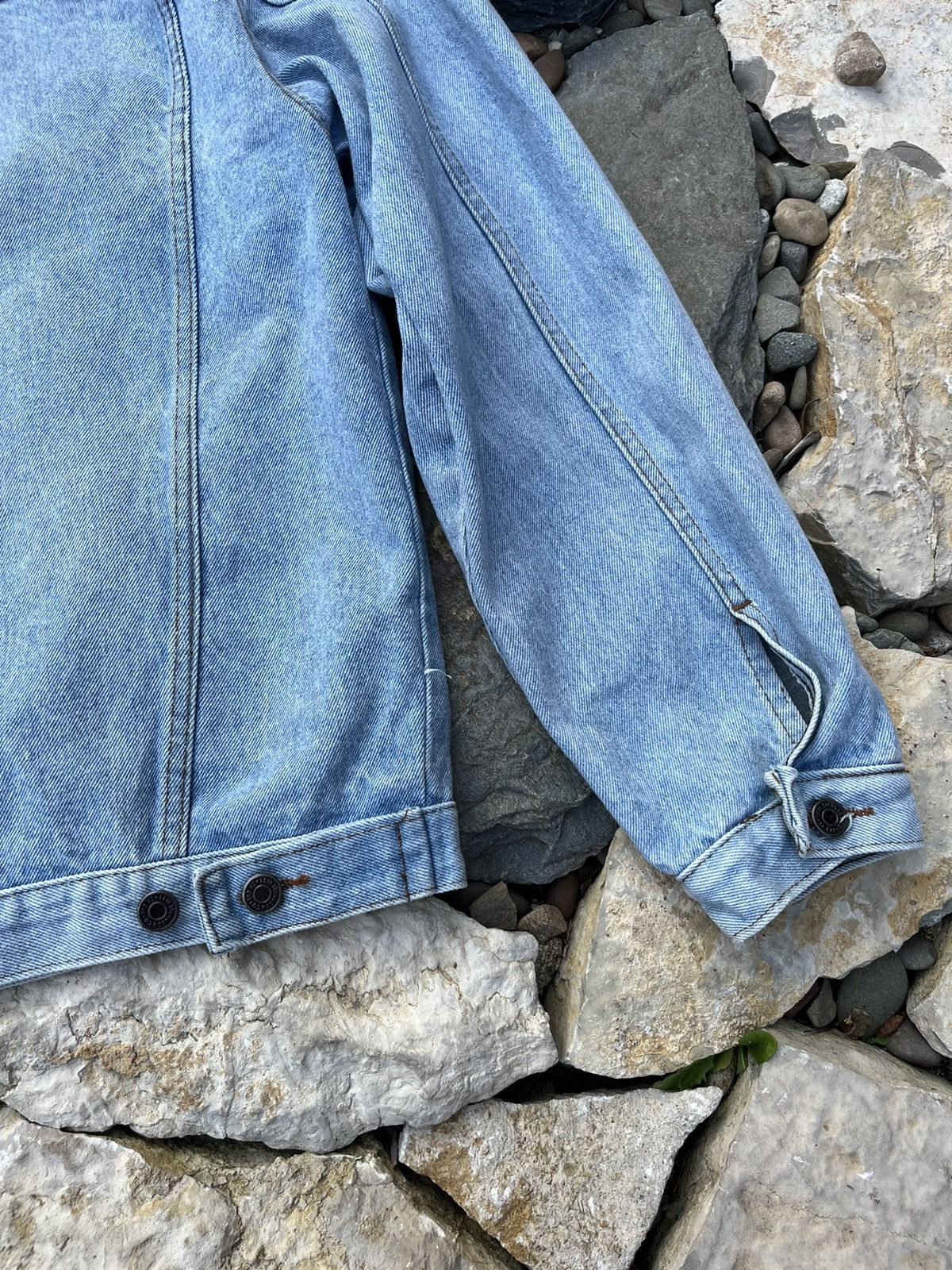 Levi's × Levi's Vintage Clothing × Vintage Vintage 80s Levi’s denim distressed trucker jacket washed Size US XL / EU 56 / 4 - 16 Thumbnail