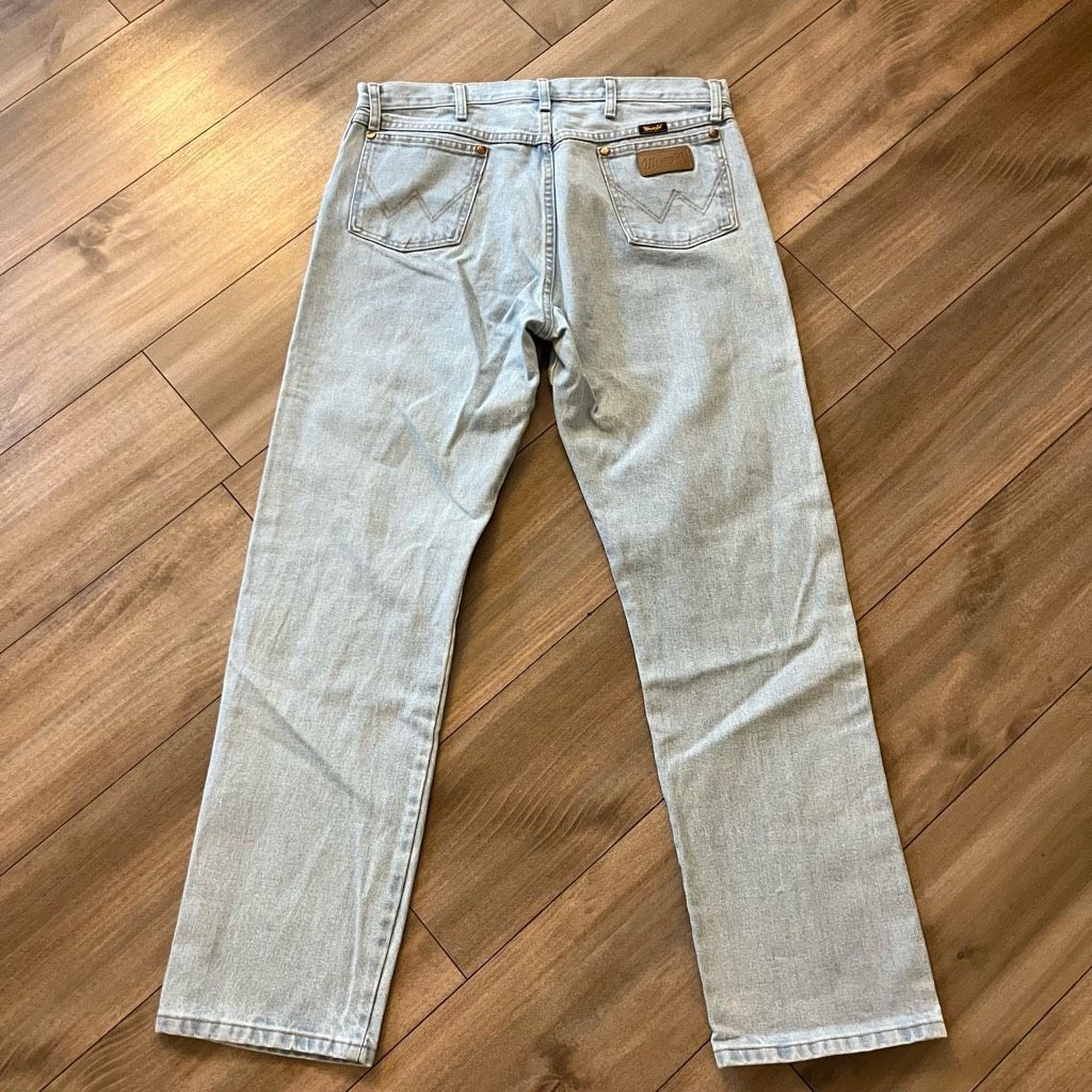 Wrangler Vintage Wrangler Light Wash Denim Cargo Jeans Men 36x32 Size US 36 / EU 52 - 5 Thumbnail