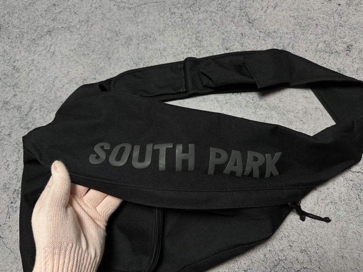 Eastpak Vintage 2000 South Park Sling Crossbody Bag Gorpcore Size ONE SIZE - 5 Thumbnail