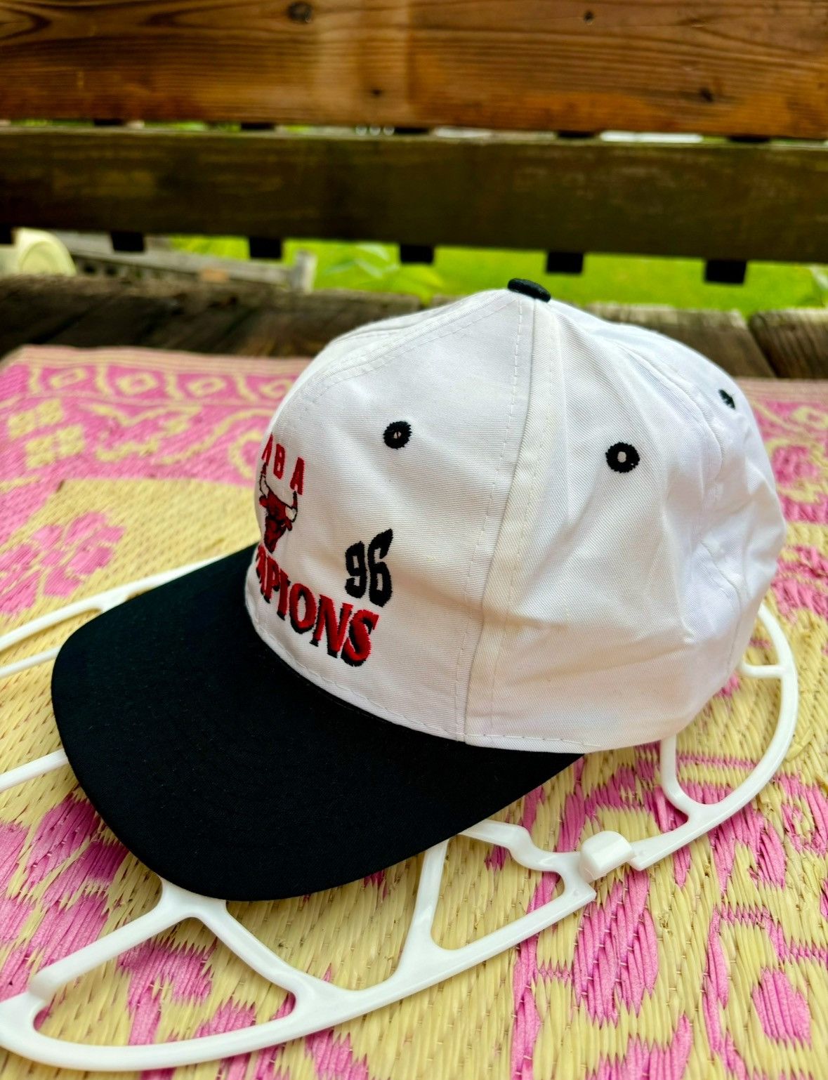 Logo 7 × NBA × Vintage Vintage 1996 Chicago Bulls NBA Champions Logo 7 Snapback Hat Size ONE SIZE - 2 Thumbnail