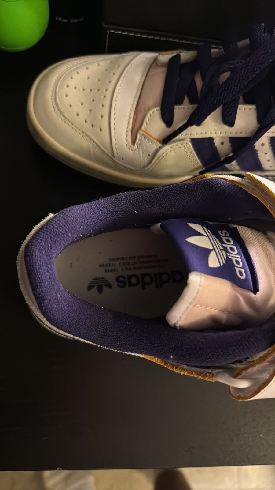 Adidas Adidas Forum 84 Low Off white Collegiate purple GW2009 Size US 9 / EU 42 - 7 Thumbnail
