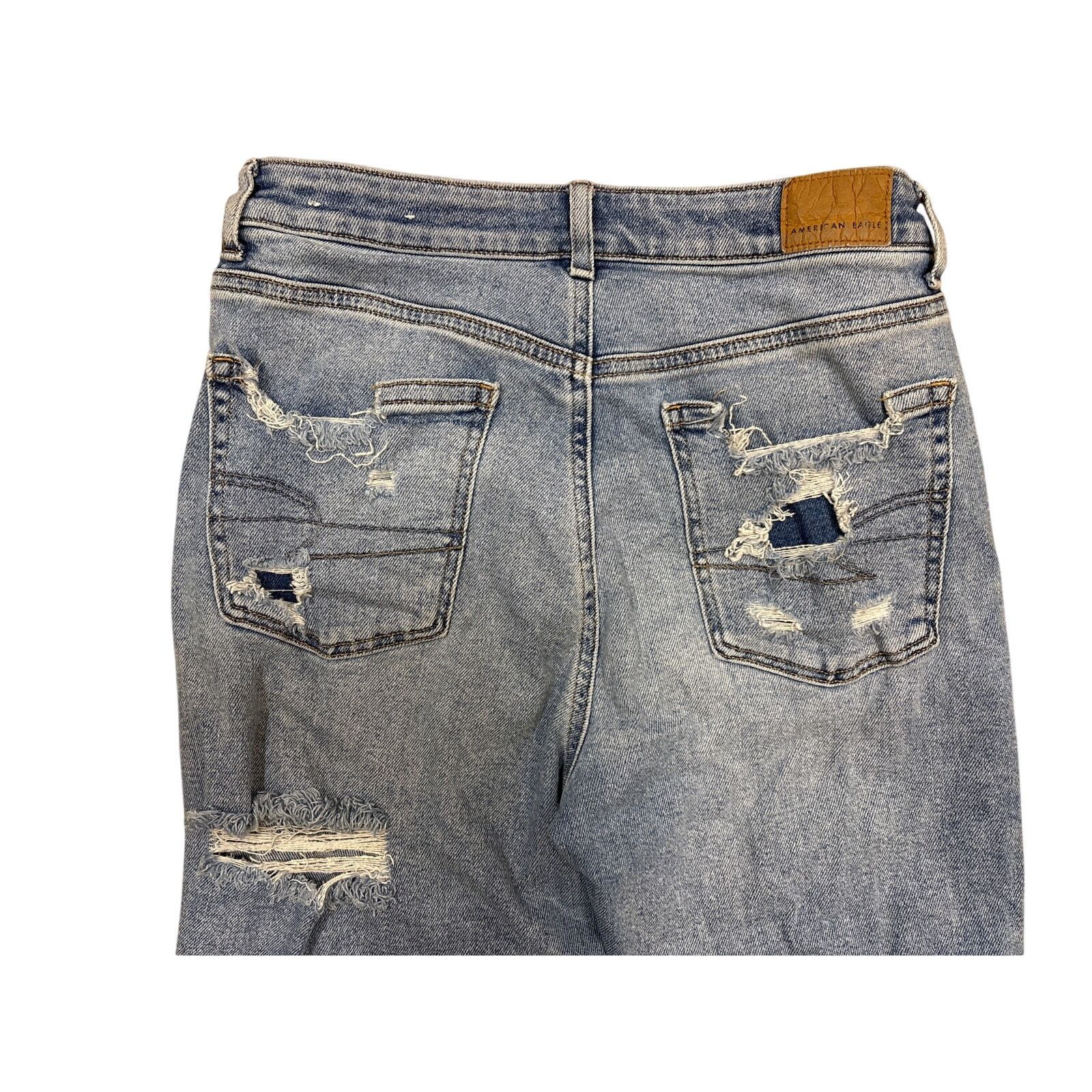 American Eagle Outfitters American Eagle stretchy Mom Jean distressed size 6 regular Size 28" / US 6 / IT 42 - 6 Thumbnail