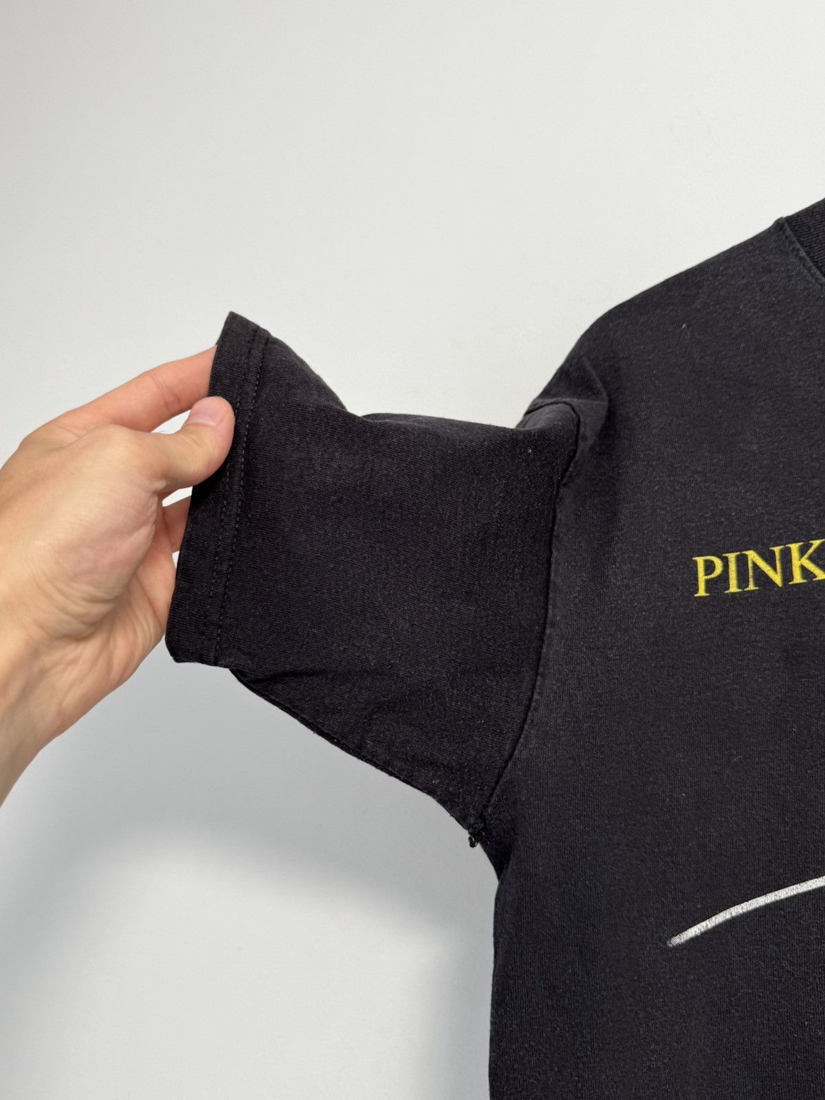 Pink Floyd Pink Floyd Vintage Y2K style 90’s T-Shirt Size US L / EU 52-54 / 3 - 5 Thumbnail