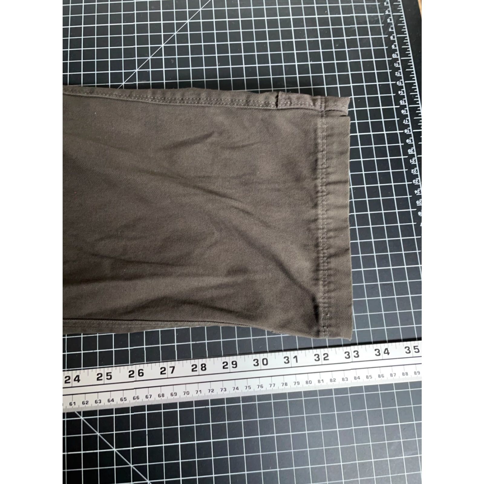 Vintage Vertx Travail Tactical Pants Men 38 x 34 Greenish Brown Cotton-Polyester Blend Zip Fly Carpenter Pockets Casual Outdoor Vintage: No (Flaws) Size US 38 / EU 54 - 6 Thumbnail