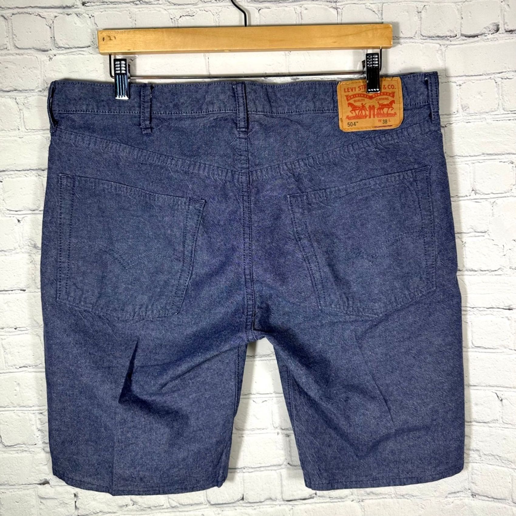 Levi's Levis 504 Regular Fit Blue Chambray Cotton Shorts Mens 38 504-1250 Size US 38 / EU 54 - 6 Thumbnail