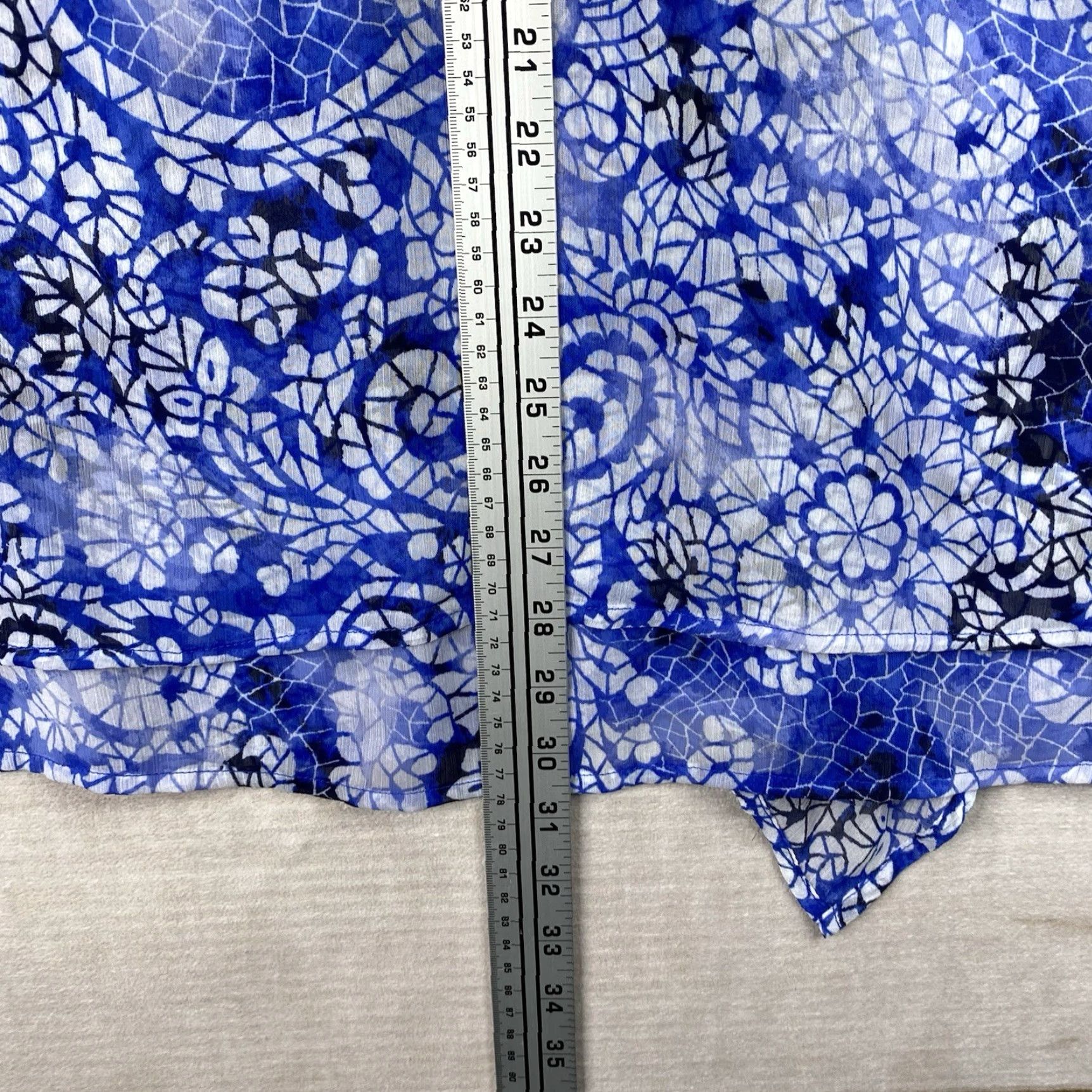 Vintage Fever Clothing Co Blouse Women's XL Sleeveless Floral Paisley Blue Geometric Chiffon Keyhole Neck Tunic Casual Caprice Style - 90s? Size XL / US 12-14 / IT 48-50 - 4 Thumbnail