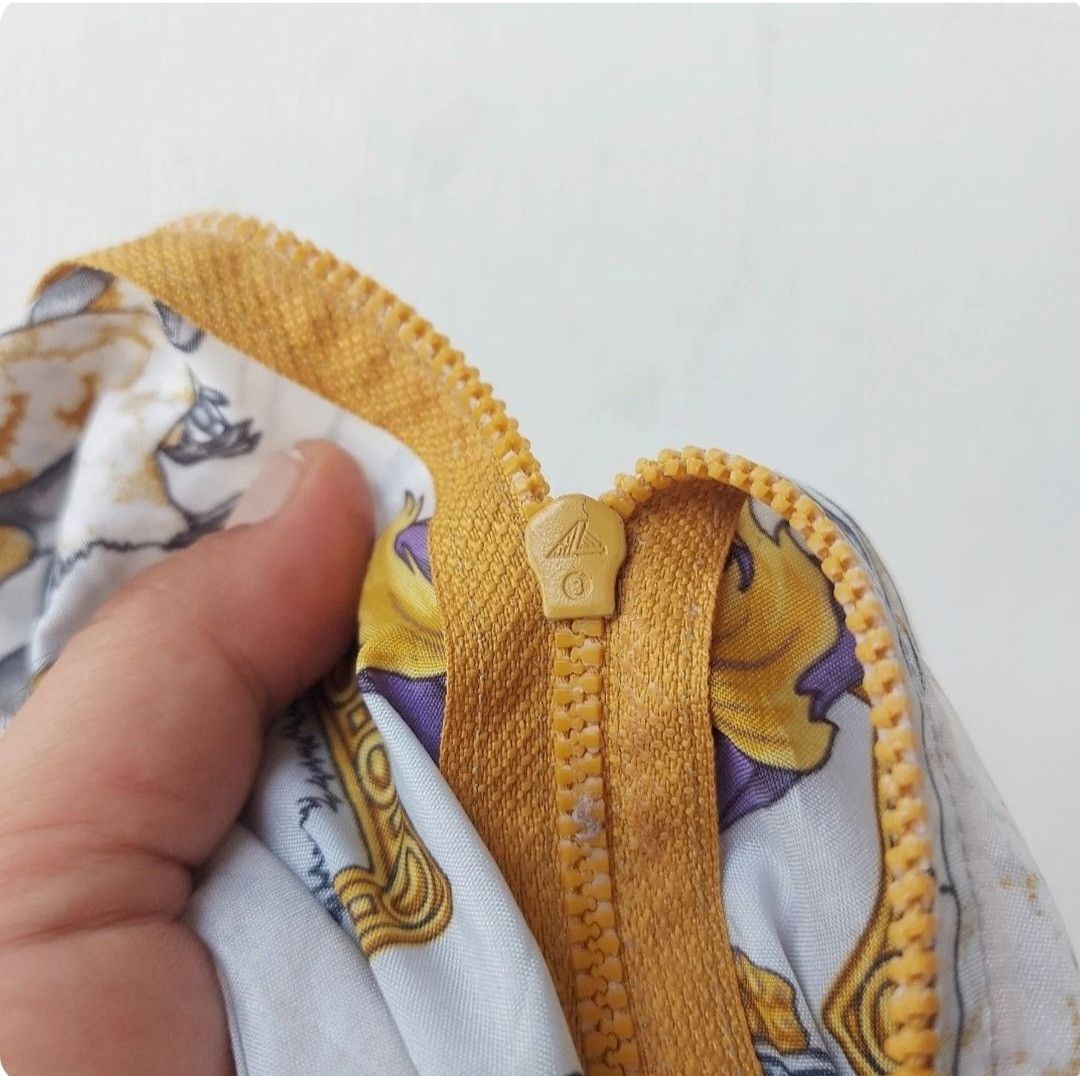 Designer × Salvatore Ferragamo × Vintage Vintage Salvatore Ferragamo Polyester Packable Jacket Size US L / EU 52-54 / 3 - 6 Thumbnail