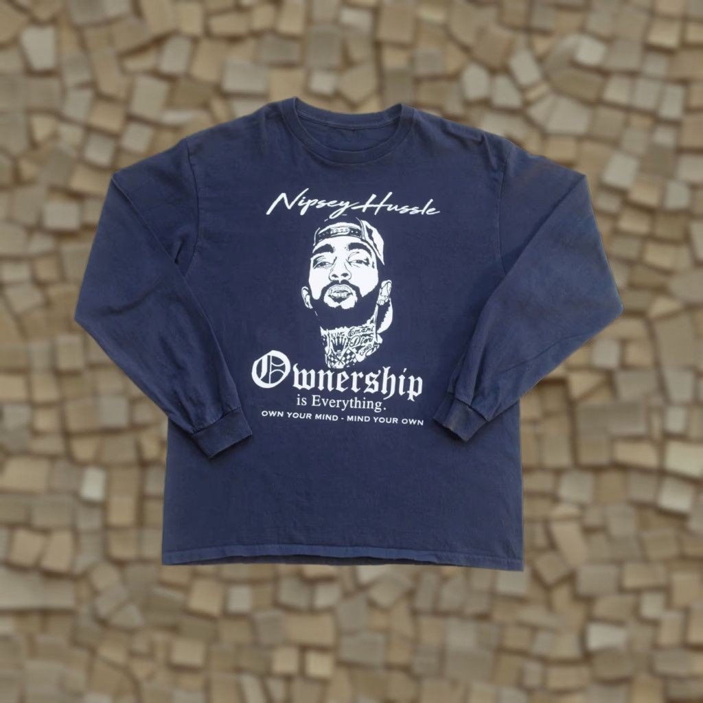 Vintage NIPSEY HUSSLE MARATHON OWNERSHIP MUSIC TOUR Y2K BLUE LONG SLEEVE T SHIRT MEN L Size US L / EU 52-54 / 3 - 1 Thumbnail