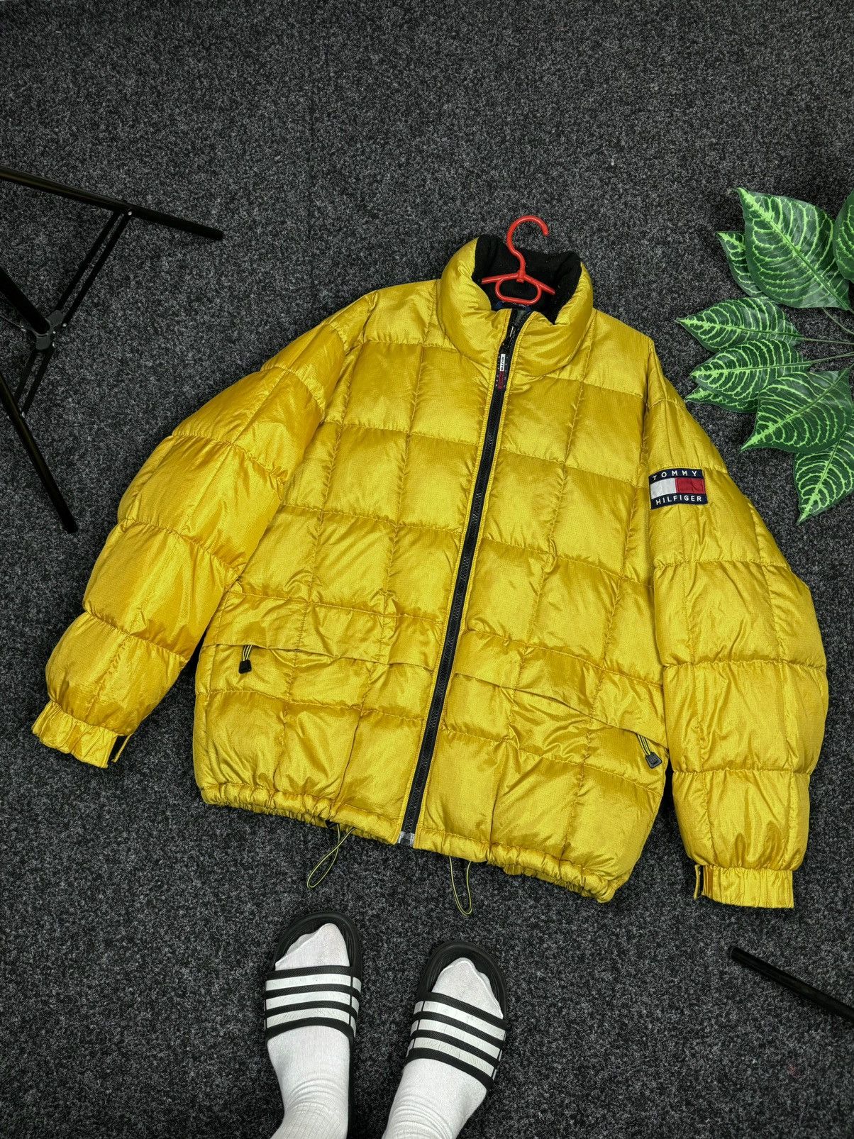 Tommy Hilfiger × Vintage TOMMY HILFIGER PUFFER OUTDOORS Size US L / EU 52-54 / 3 - 6 Thumbnail