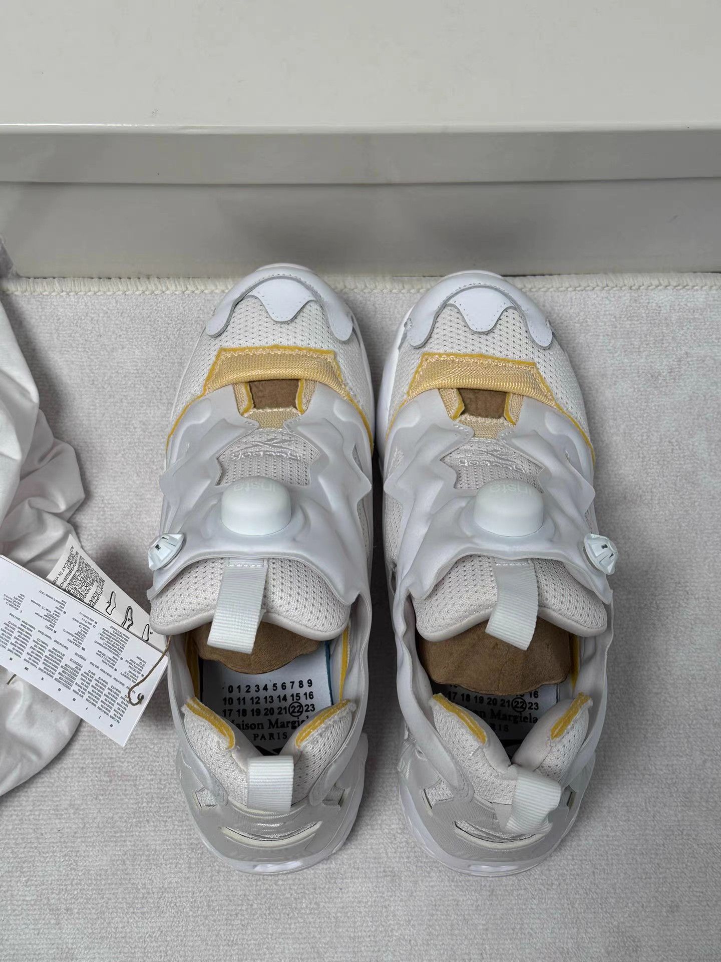 Maison Margiela Maison Margiela × Reebok White Cutout Sneakers K6 Size US 6.5 / IT 36.5 - 8 Thumbnail