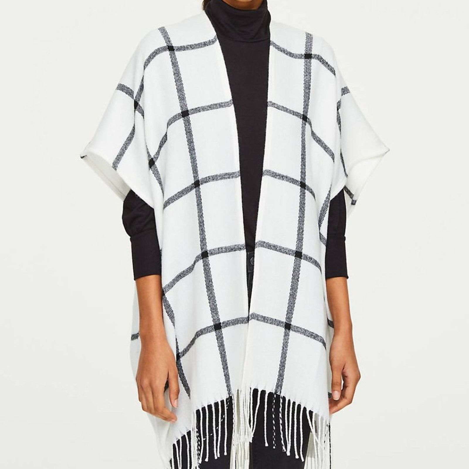 Loft LOFT White Plaid Fringe Wrap Scarf Size ONE SIZE - 1 Thumbnail
