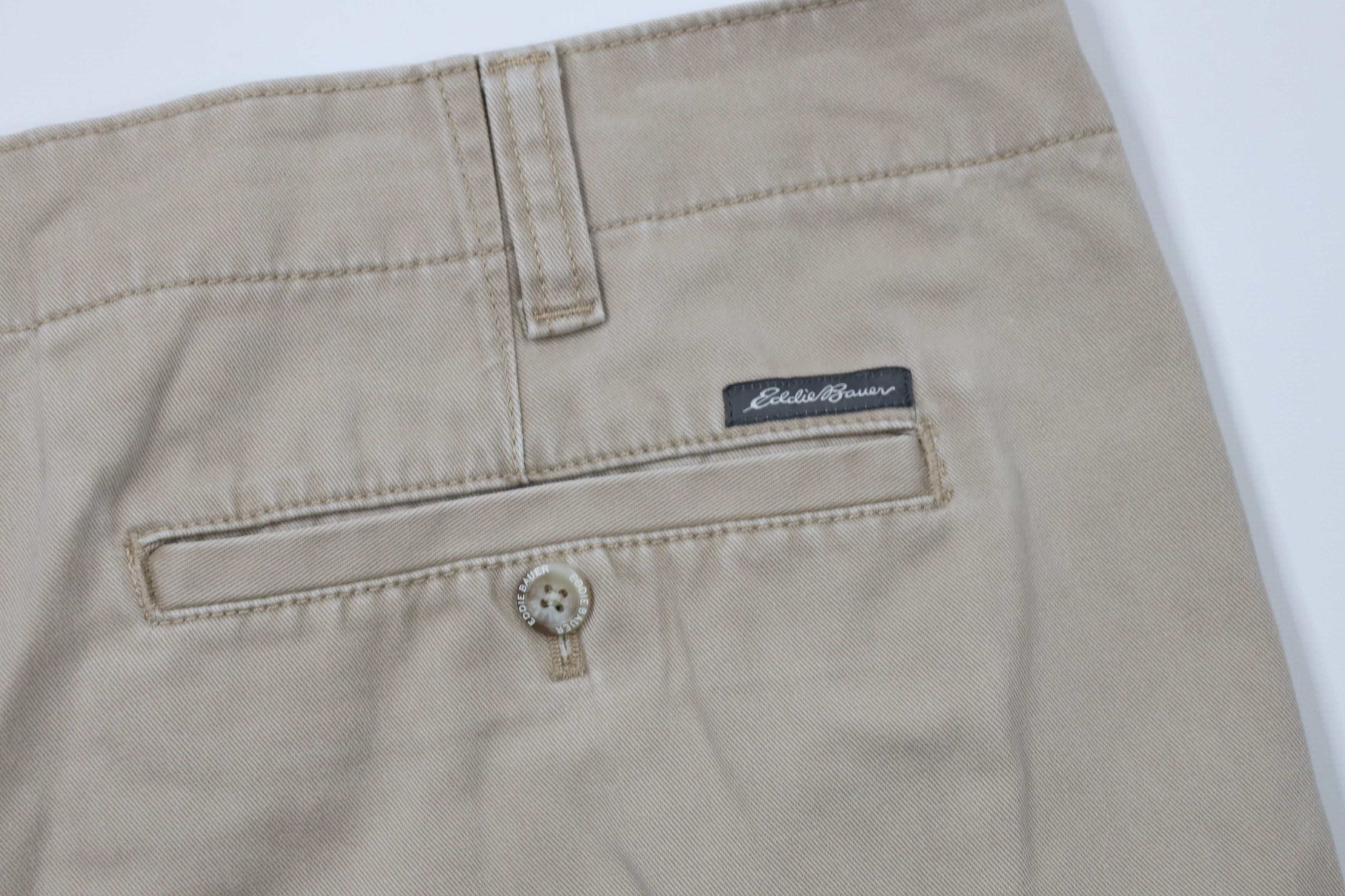 Eddie Bauer × Vintage Vintage Y2K Eddie Bauer Heavyweight Cargo Shorts Cotton Size US 40 / EU 56 - 13 Thumbnail