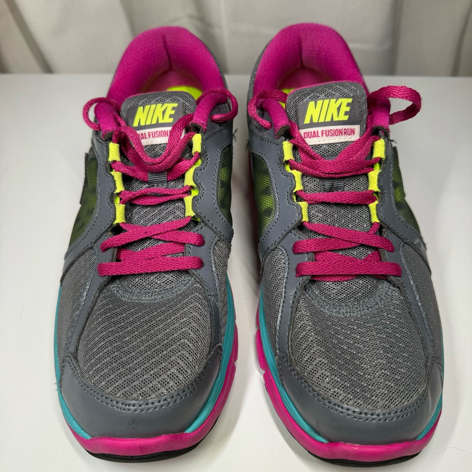 Nike Nike Dual Fusion Run Sneakers Women’s Sz 9 Running Training Size US 9 / IT 39 - 3 Thumbnail