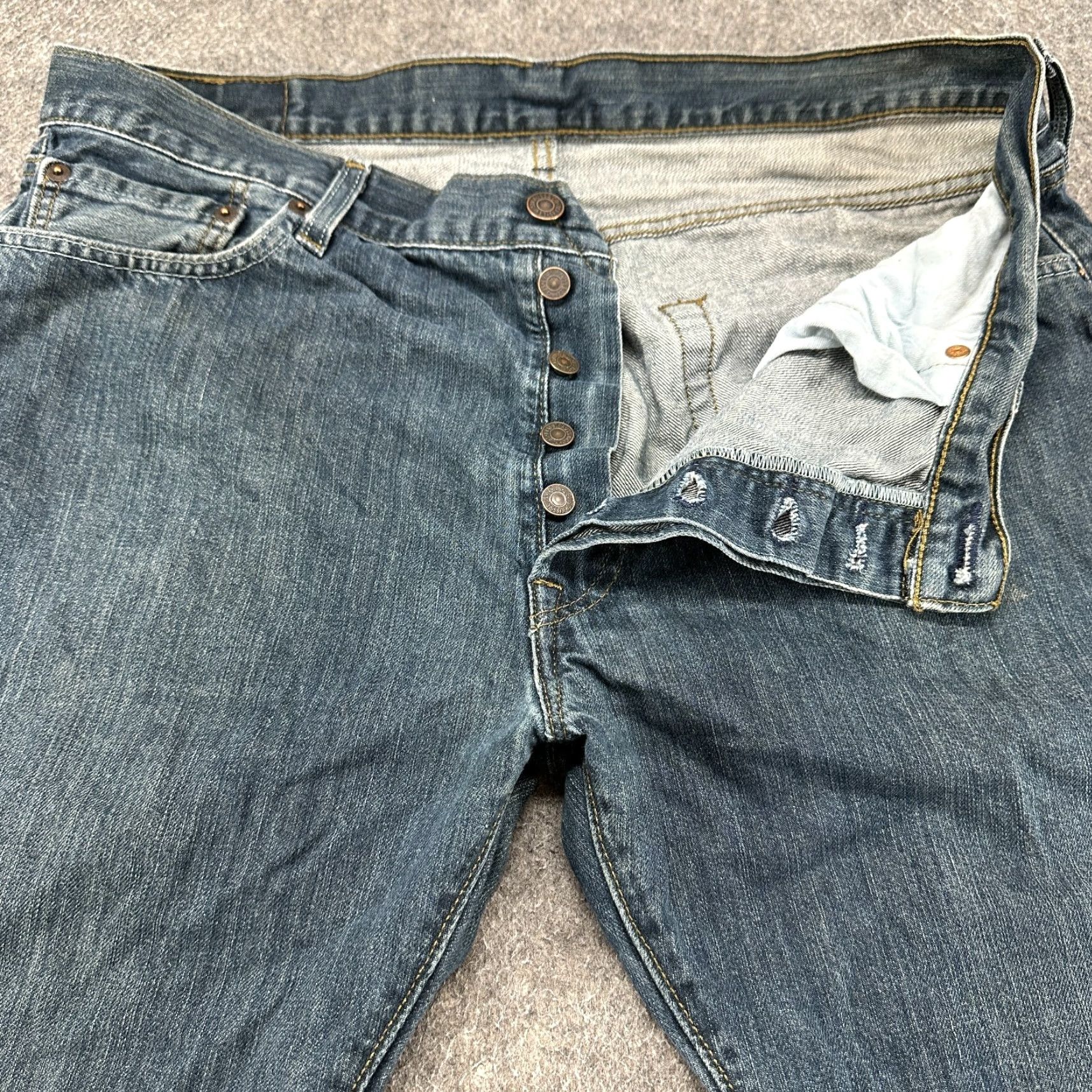 Levi's Levi's 501 Jeans Mens 36x30 Blue Straight Regular Fit Distressed Dark Wash Vintage? No Size US 36 / EU 52 - 2 Thumbnail