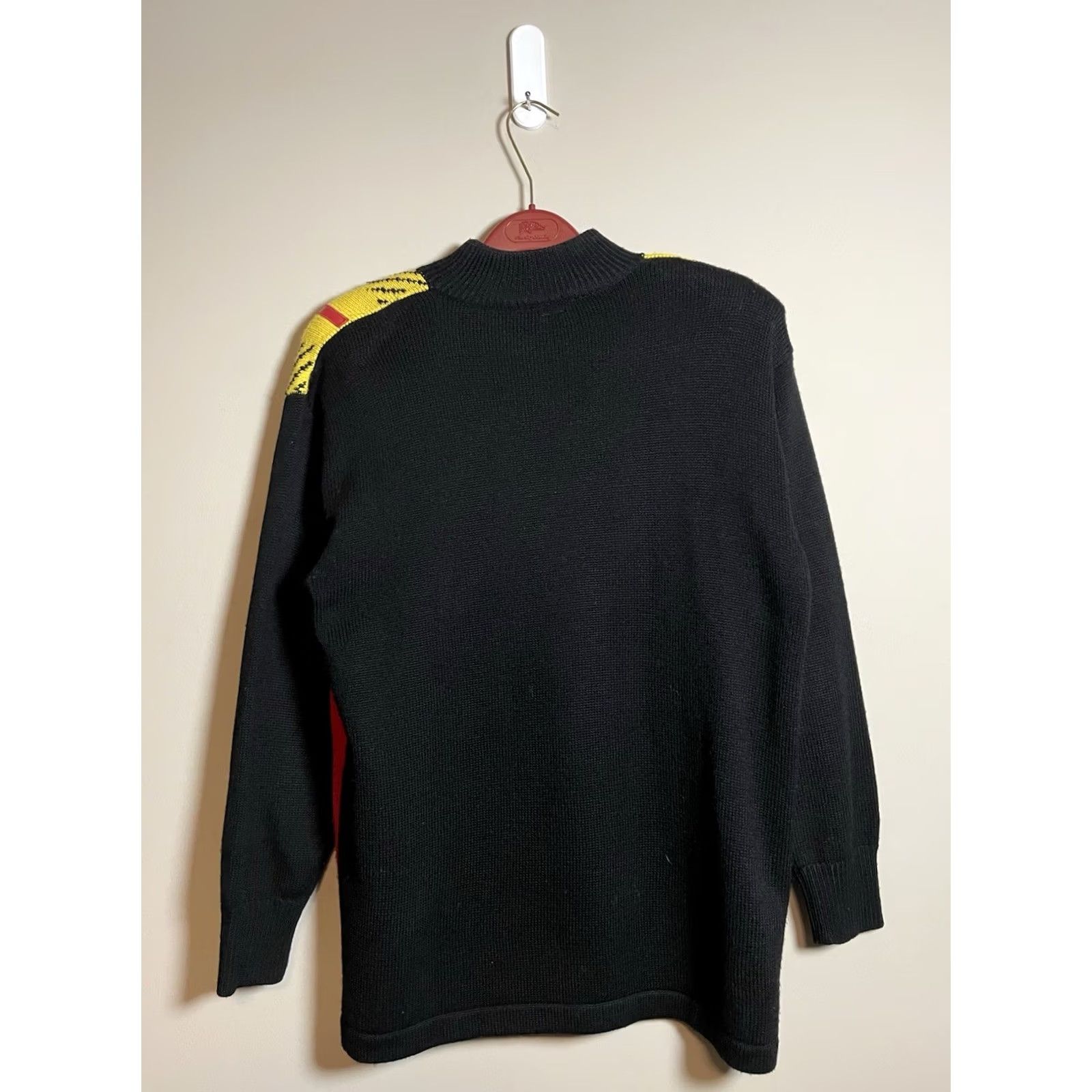 Vintage Suzelle Abstract Sweater Black Red Yellow Size M Wool Blend 1990s Retro Hong Kong Everyday Mens Womens Girls Boys Size M / US 6-8 / IT 42-44 - 5 Thumbnail