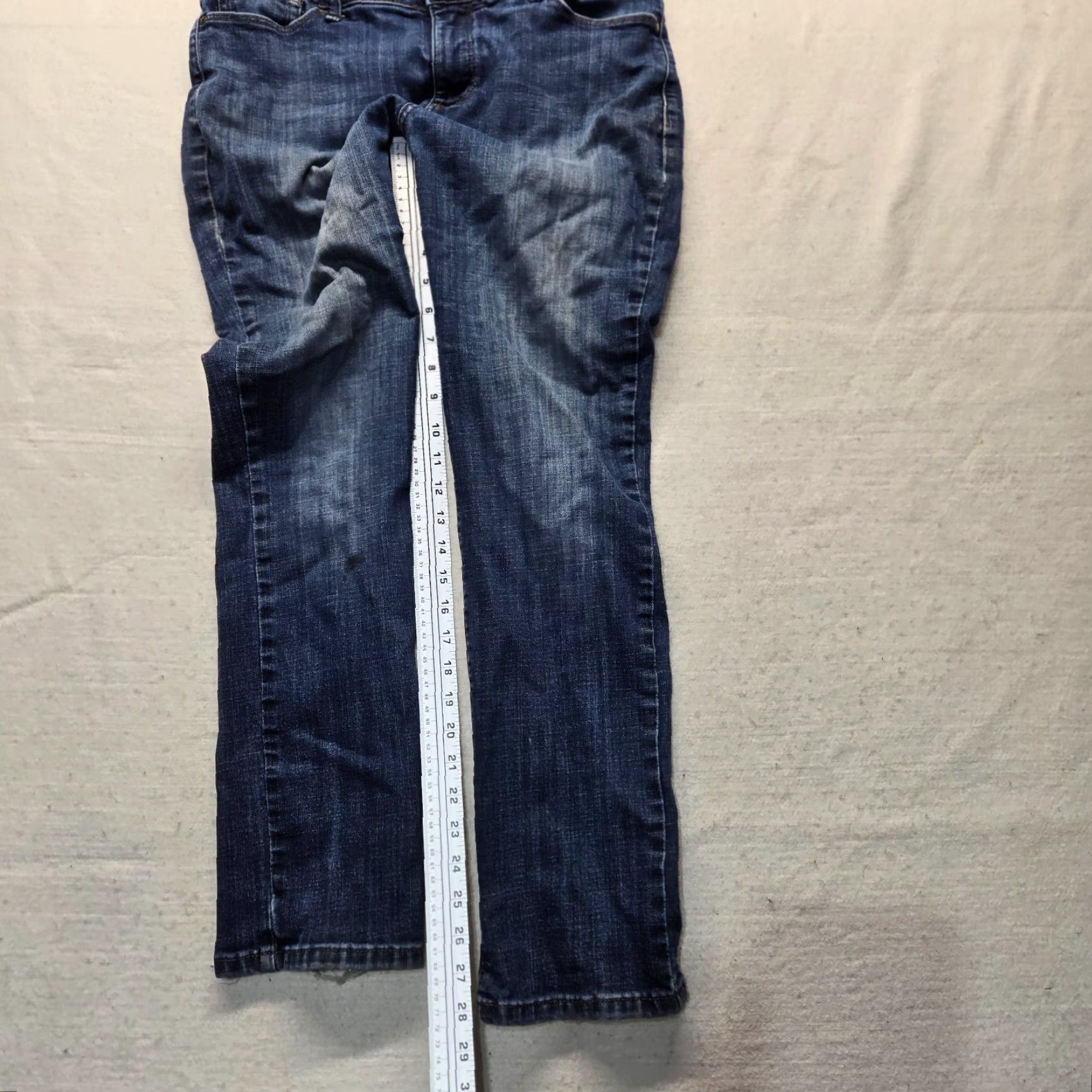Lee VINTAGE Lee Women's Jeans Size 10 Short Regular Fit Straight Leg Distressed Shaping Blue Size 32" / US 10 / IT 46 - 7 Thumbnail