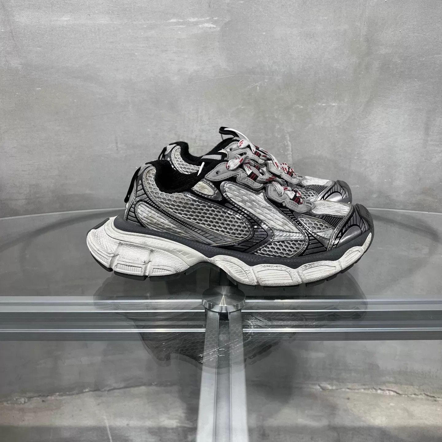 Balenciaga Balenciaga Gray Distressed Dad Sneaker 35W YH24199 Size US 4.5 / IT 34.5 - 4 Thumbnail
