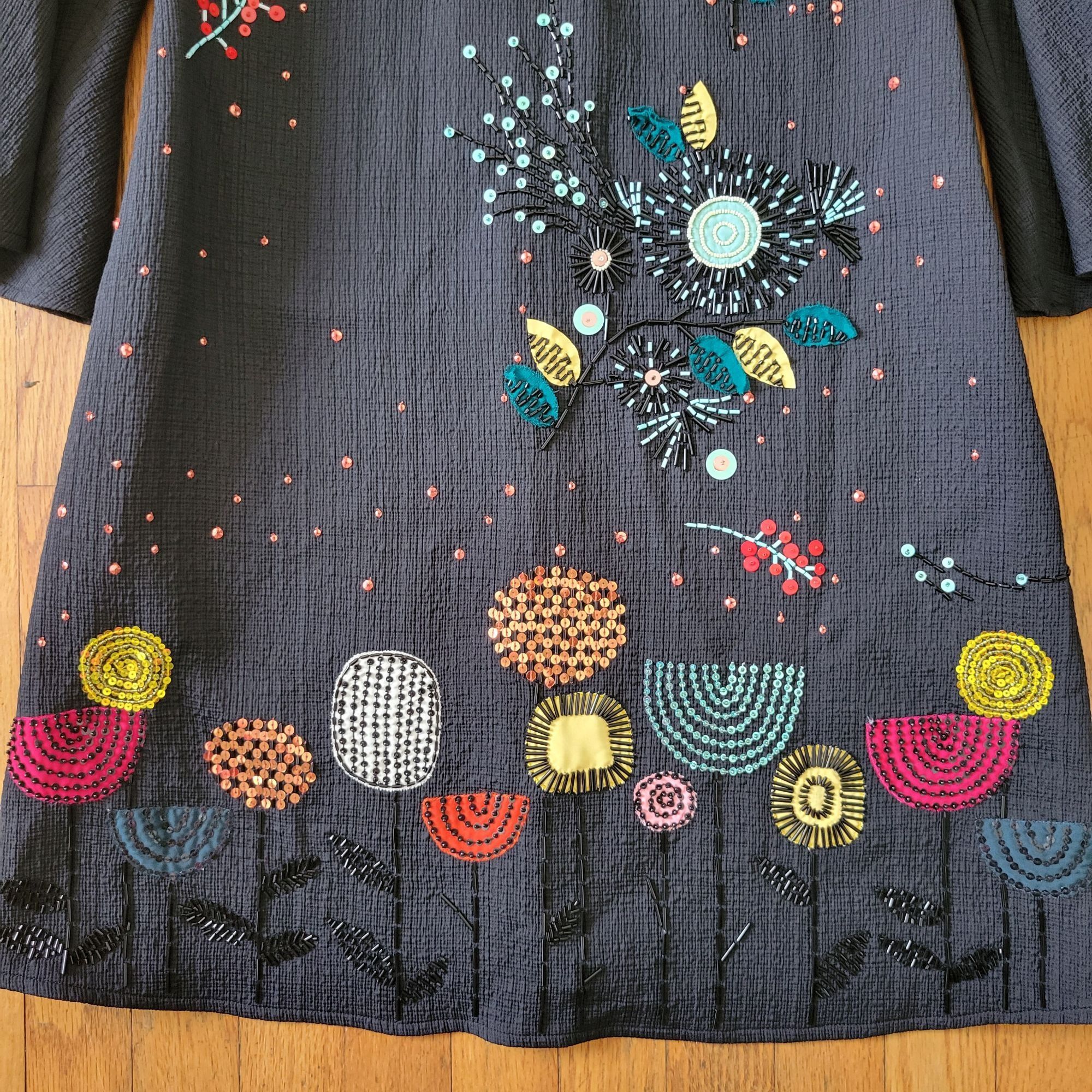 Elisabetta Franchi Elisabetta Franchi Black Bell Sleeve Embroidered Sequins Bea Size M / US 6-8 / IT 42-44 - 10 Thumbnail