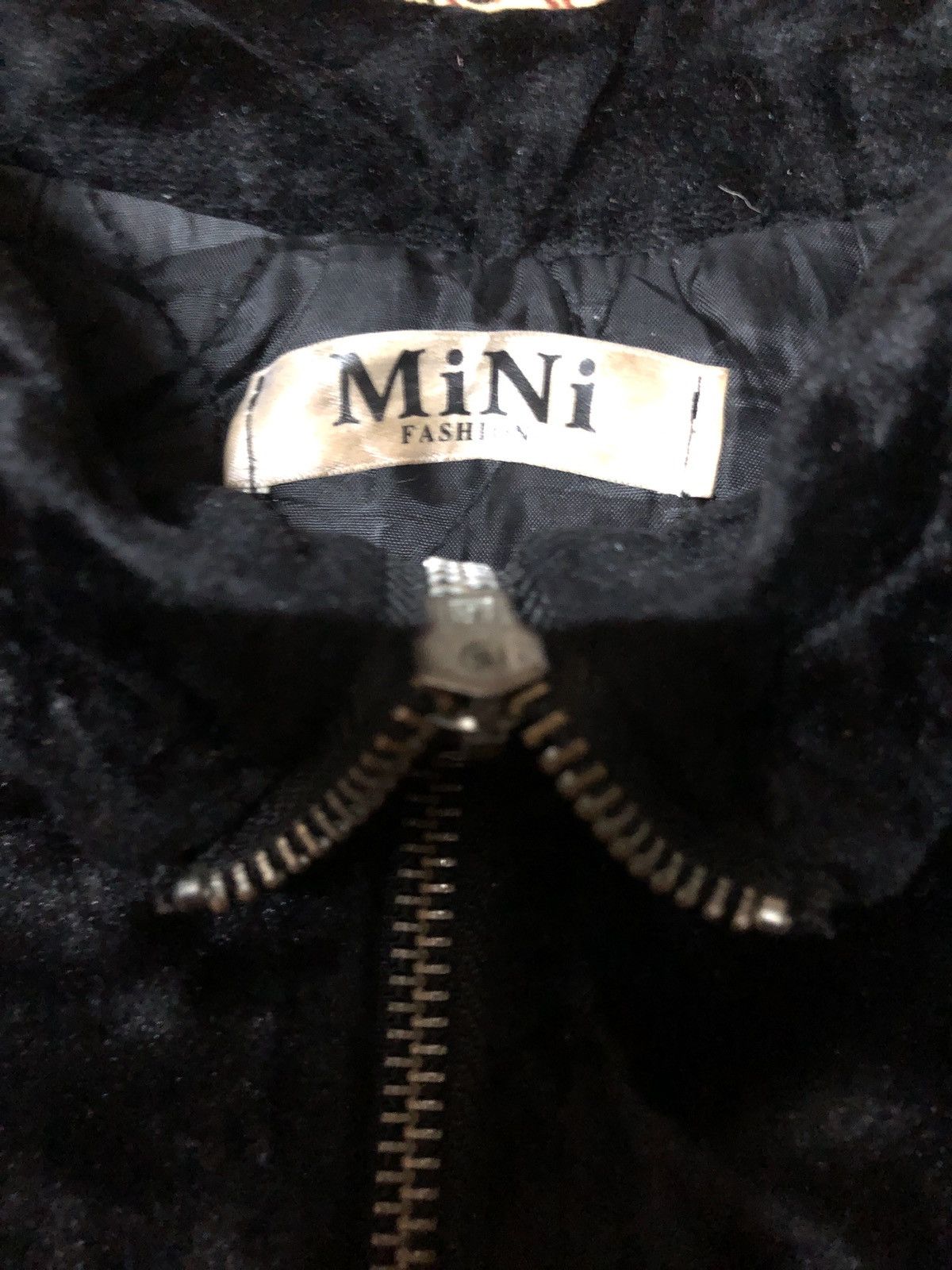 Japanese Brand Mini Fashion flying Birds motif Velvet Jacket Size US M / EU 48-50 / 2 - 3 Thumbnail