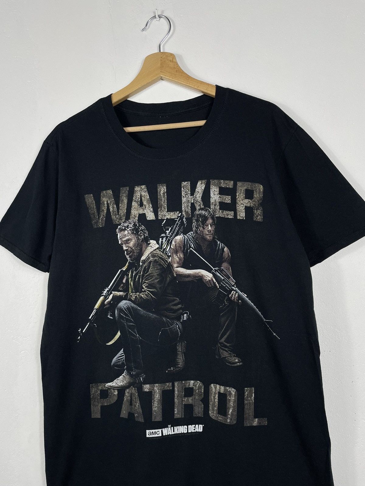Band Tees × Vintage The Waking Dead 2015 T Shirt Tee Walker Patrol Movie Series Size US M / EU 48-50 / 2 - 4 Thumbnail