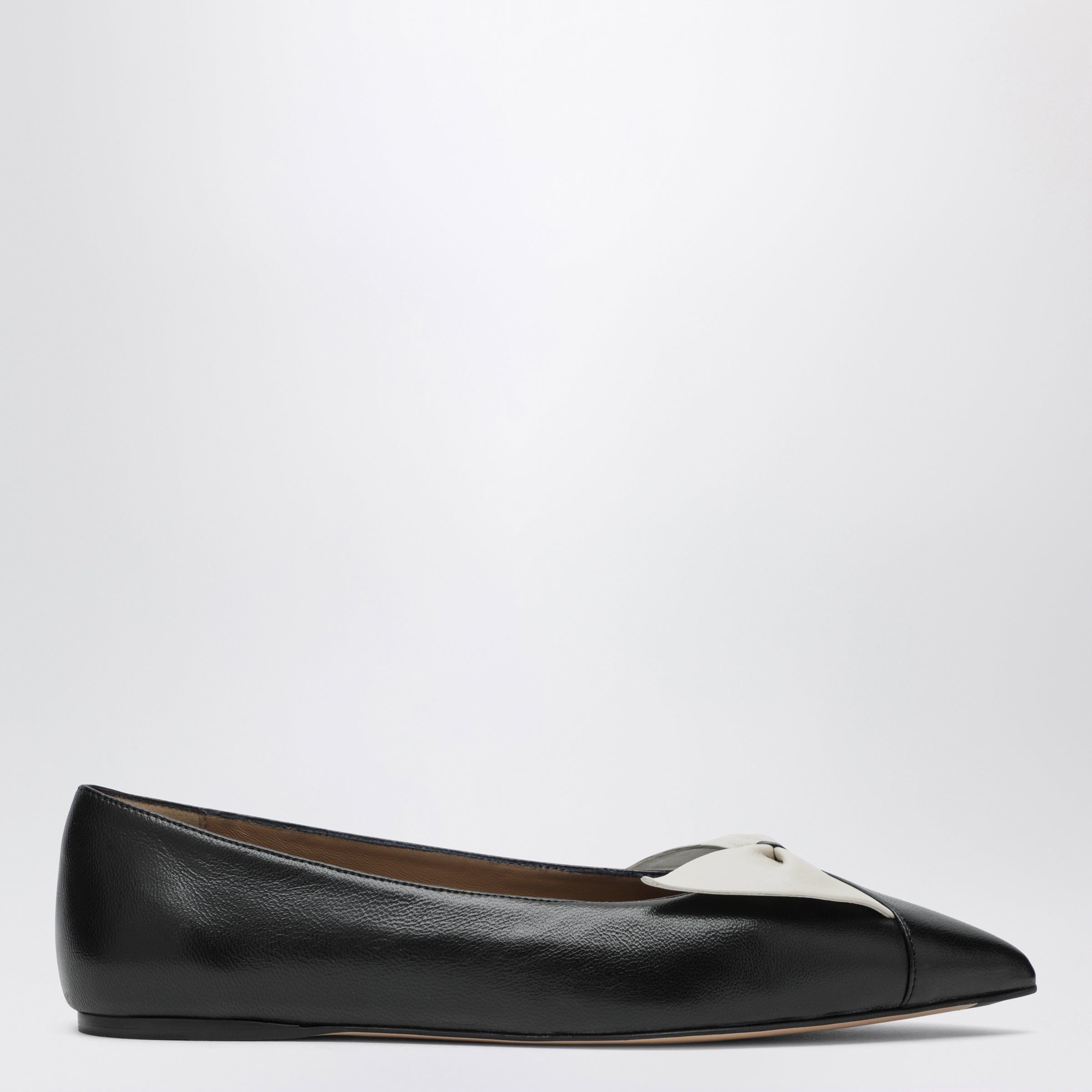 Salvatore Ferragamo Ferragamo Soft Bow Ballerina Flats Black/Mascarpone Size US 5.5 / IT 35.5 - 1 Thumbnail
