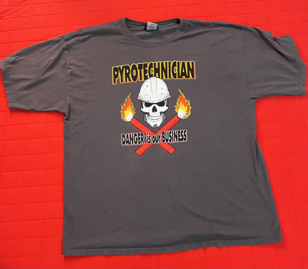 Vintage Pyro Skull “Danger Is Our Business” Fireworks Flame Workwear Size US XXL / EU 58 / 5 - 2 Thumbnail