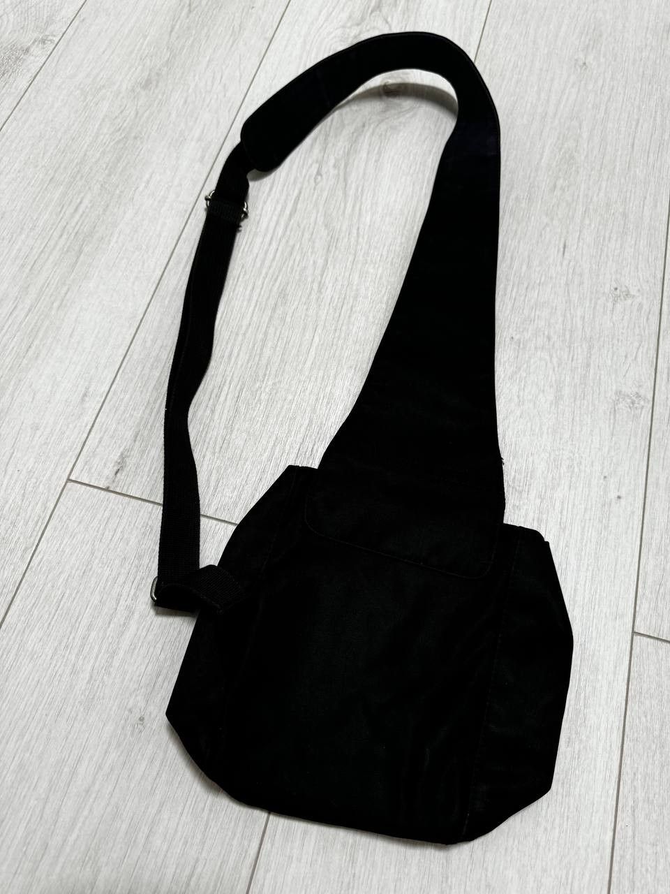 Nike 00s Nike Vintage Basic Logo Black Small Sling Bag Size ONE SIZE - 3 Thumbnail