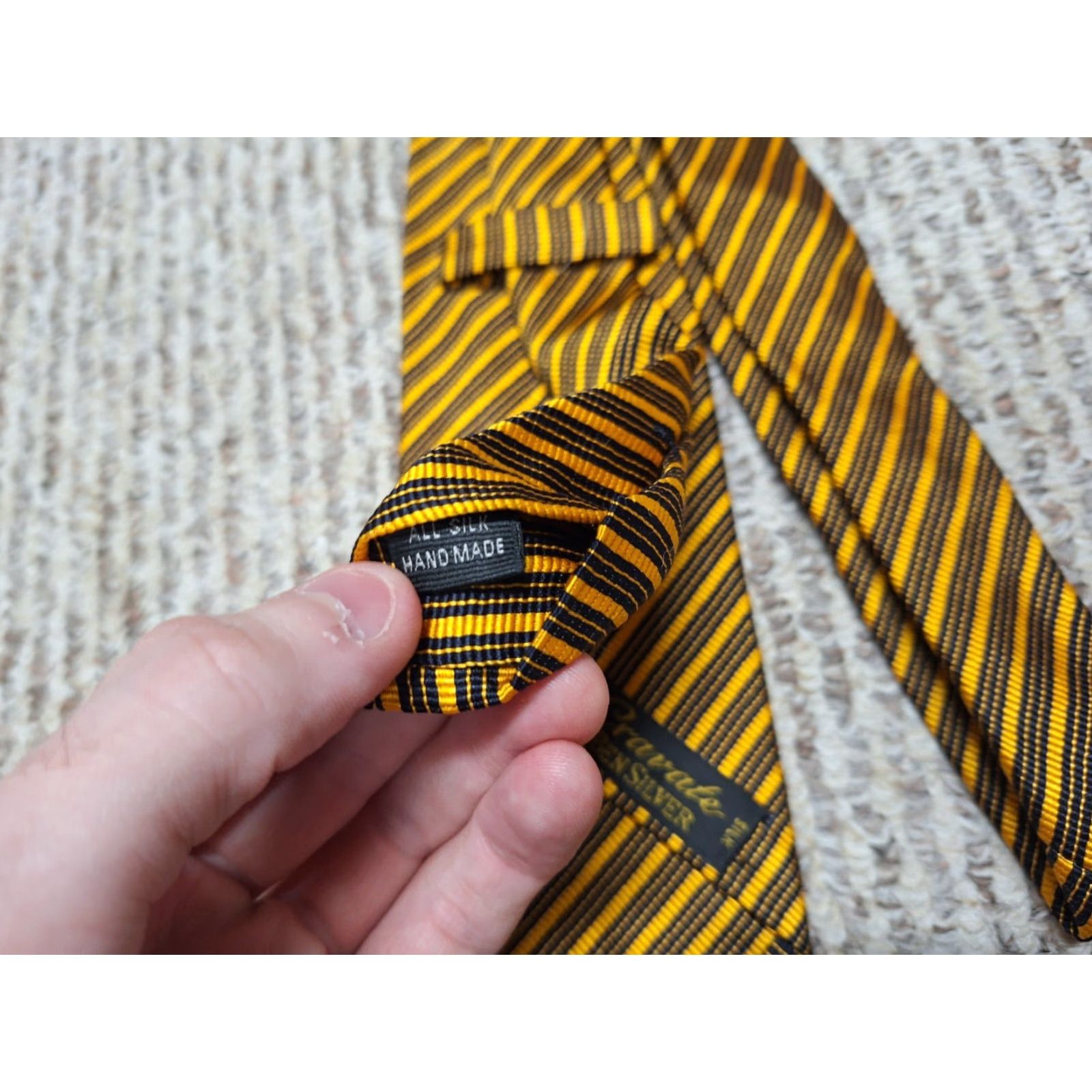Frame VINTAGE Ben Silver Tie Striped Silk Hand Made Yellow Stripes Classic 57"-60" Men Designer Shirts? Size ONE SIZE - 3 Thumbnail