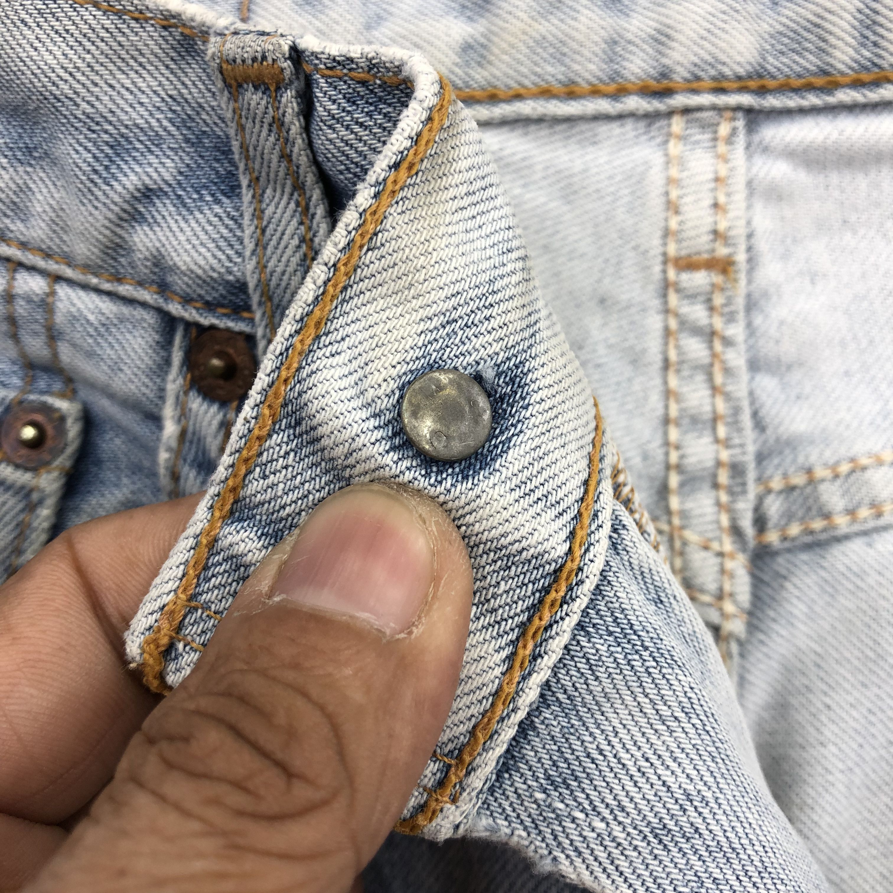 Levi's Vintage Levi's Sun Faded Flare Jeans Levis Light Wash Denim Size 28" / US 6 / IT 42 - 7 Thumbnail