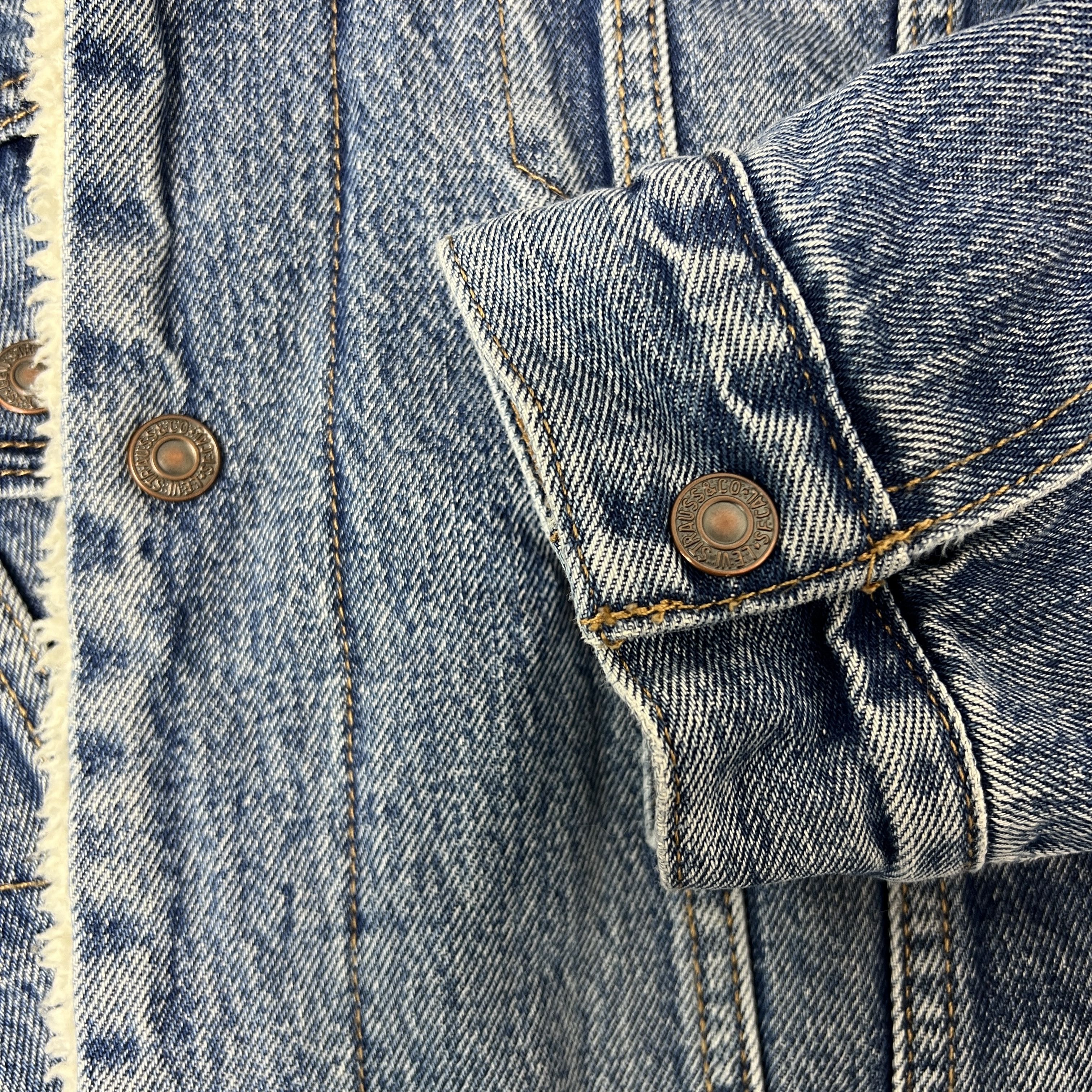 Levi's Vintage Denim Levi's Sherpa Washed Jeans Jacket 00s Size US L / EU 52-54 / 3 - 6 Thumbnail